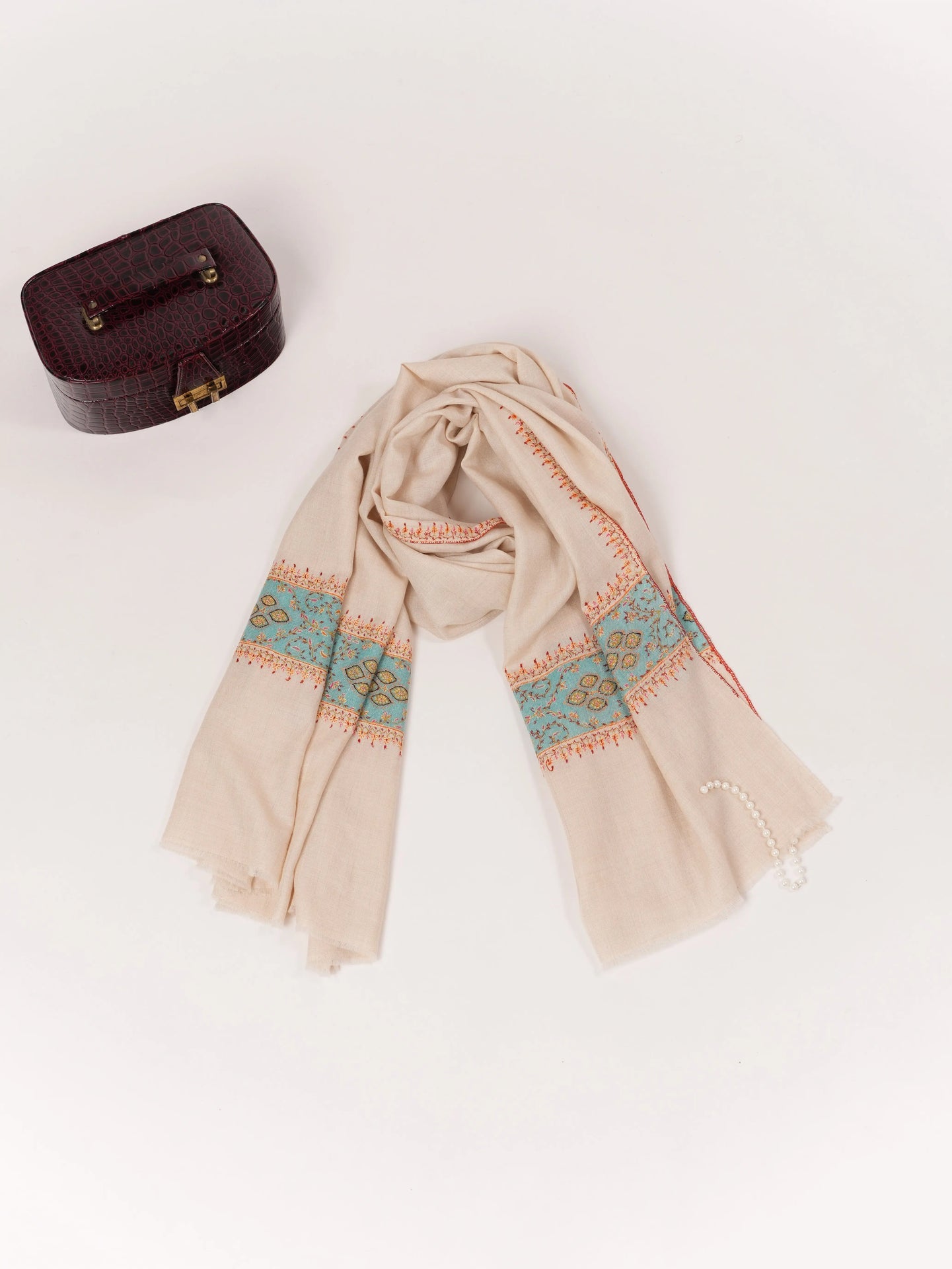 Natural White Handwoven Pashmina Shawl with Hand Palla Embroidery Shahkaar.com