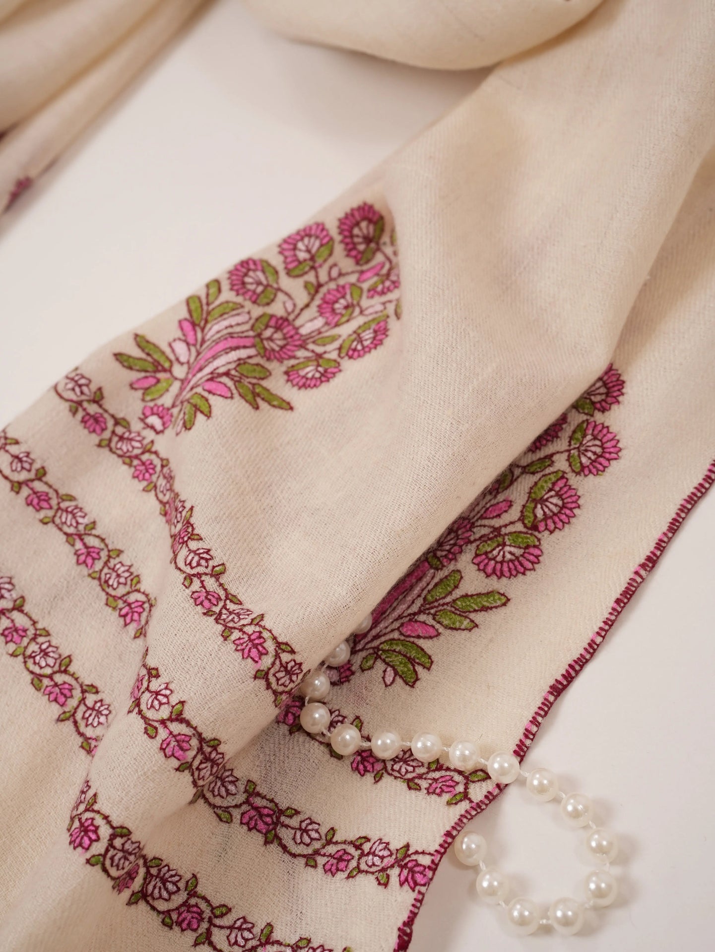 Natural White Palldar Kashmiri Cashmere Scarf with Sozni Embroidery Shahkaar.com