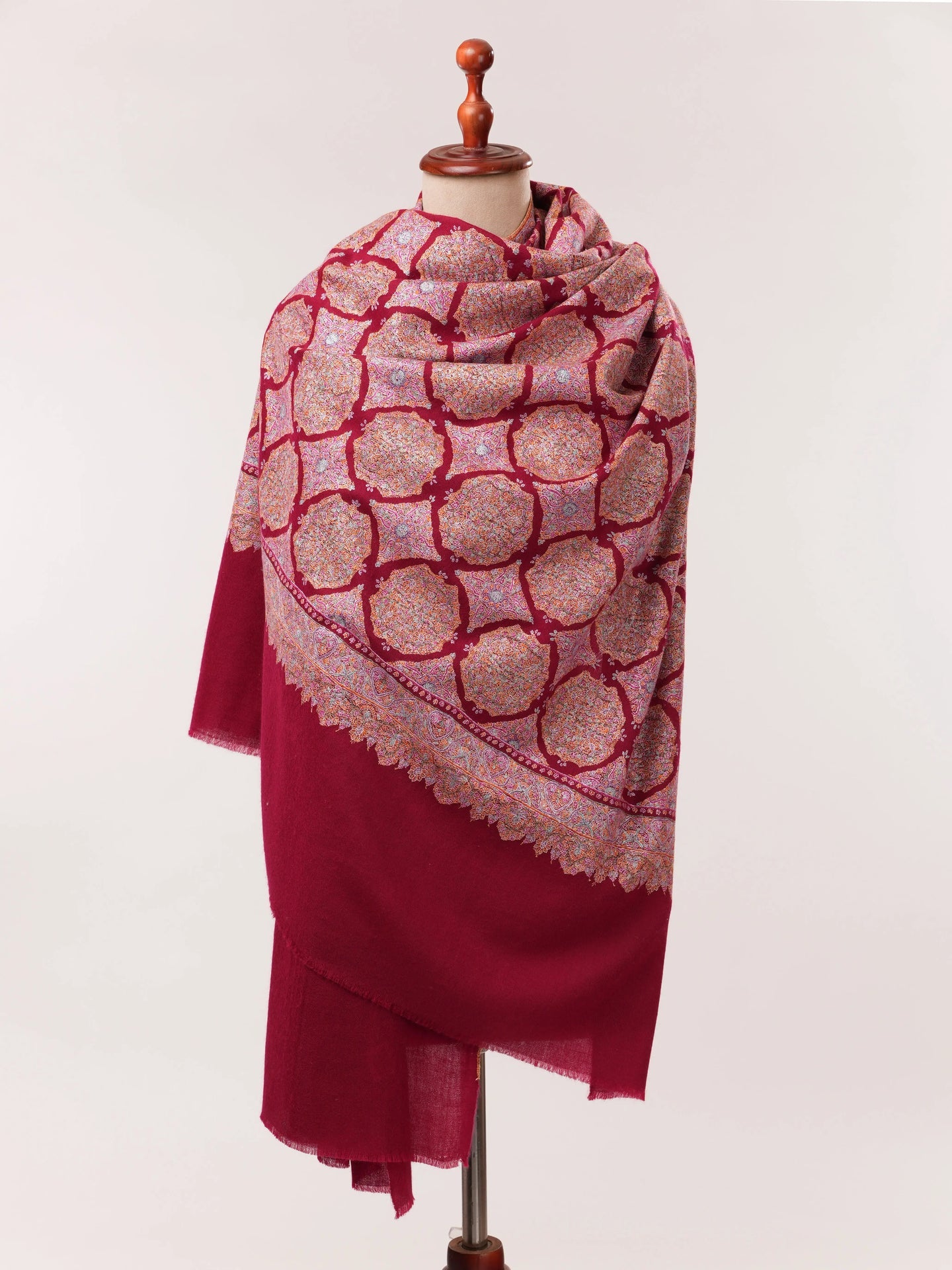 Handwoven Pure Pashmina Jamavar Shawl with Detailed Sozni Embroidery Shahkaar.com