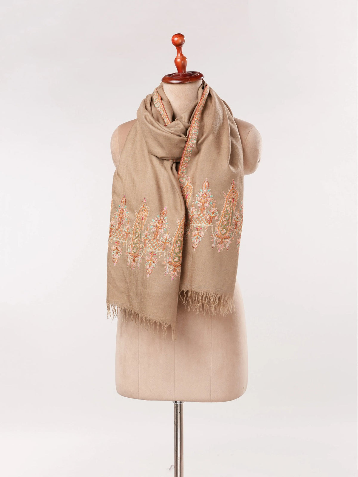 Kashmiri Shawl in Handwoven Beige Pashmina with Sozni Paisley Palldar Embroidery Shahkaar.com