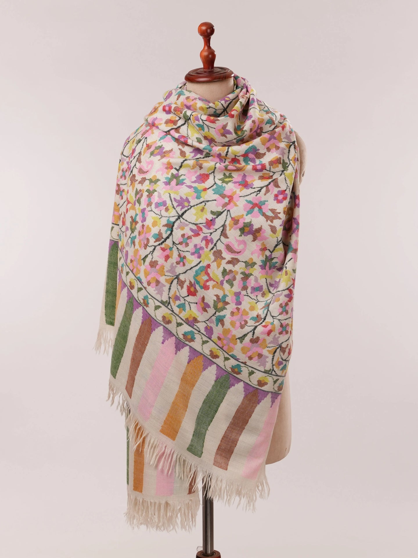 Natural White Floral Kani Pashmina Shawl Shahkaar.com