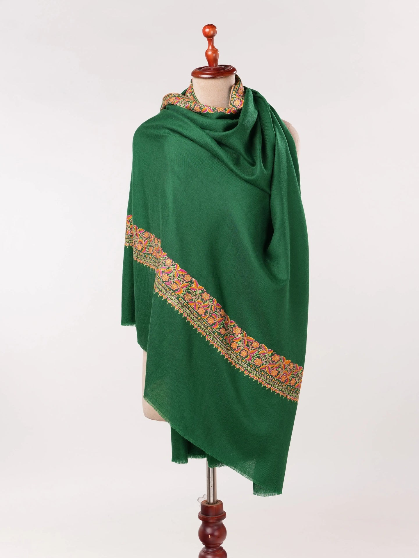 Handwoven Kashmiri Shawl with Daurdar Embroidery on Emerald Green Pashmina Shahkaar.com