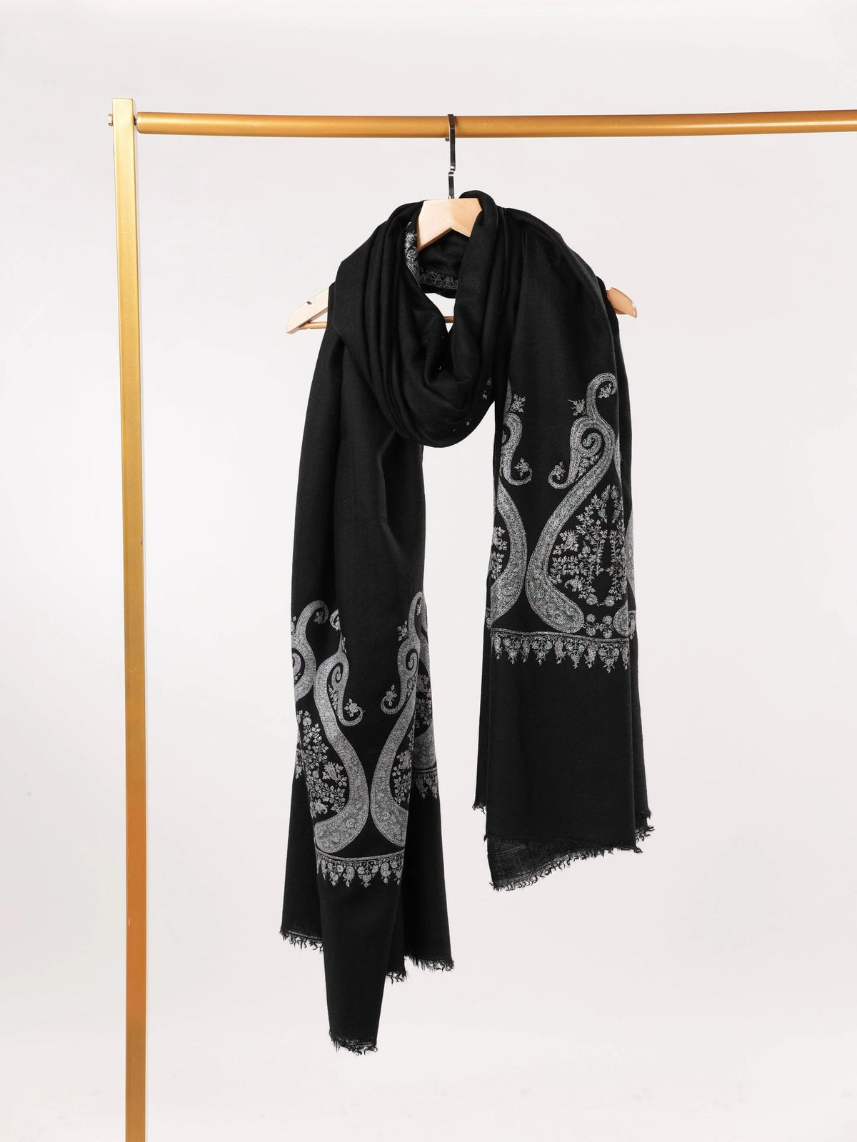 Black Oversized Handwoven Pashmina Shawl with Palldar Hand Embroidery