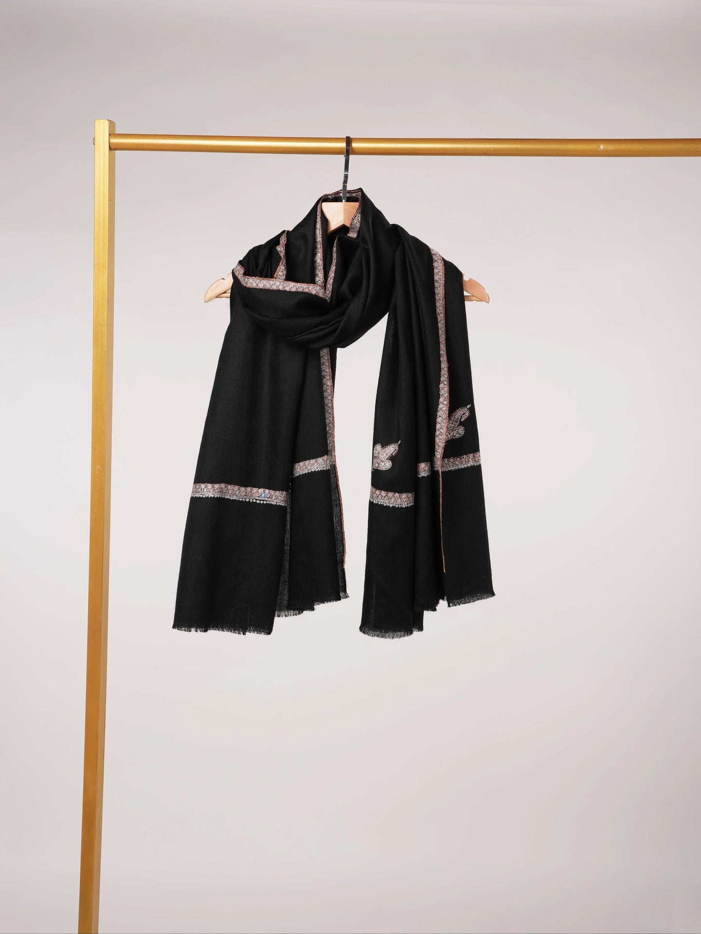 Soft Pashmina Kashmiri Handwoven Black Shawl with Baildar Hand Sozni Embroidery Shahkaar.com