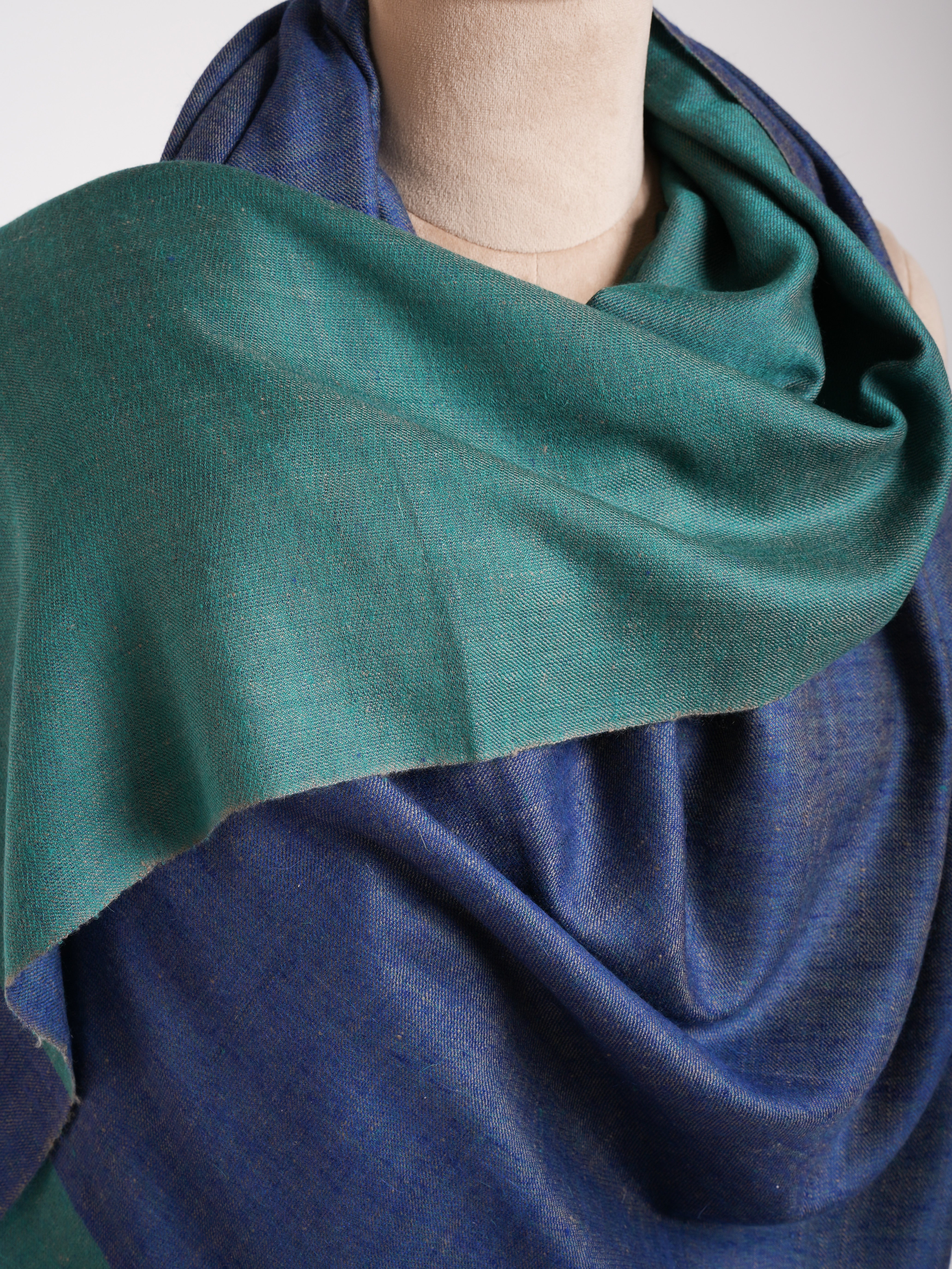 Blu e turchese Dorukha Kashmir Pashmina Shawl