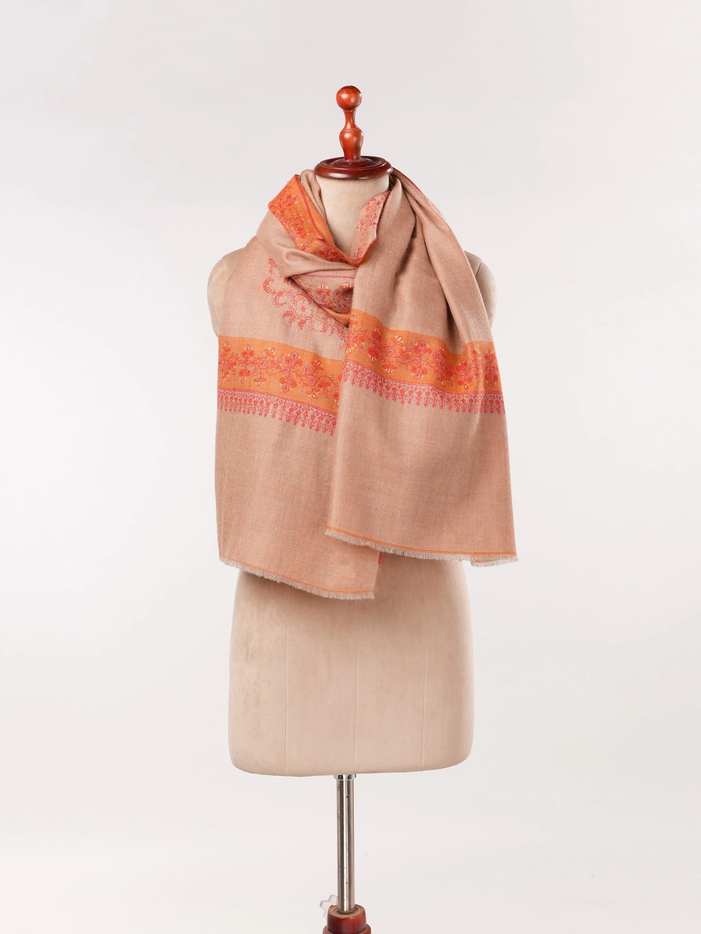 Daurdar Double Shade Hand Embroidered Kashmiri Handwoven Pashmina Shawl Shahkaar.com