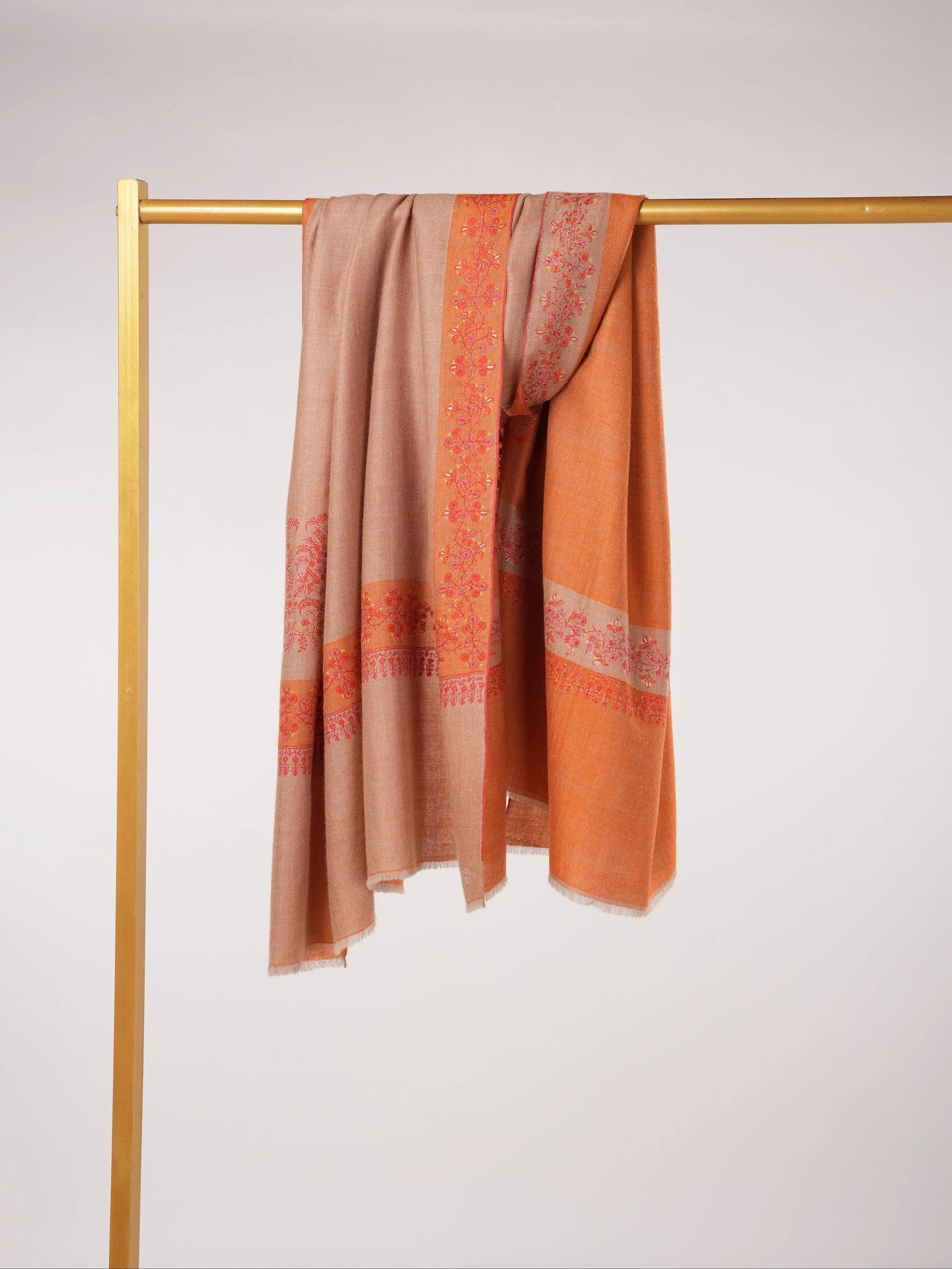 Daurdar Double Shade Hand Embroidered Kashmiri Handwoven Pashmina Shawl Shahkaar.com