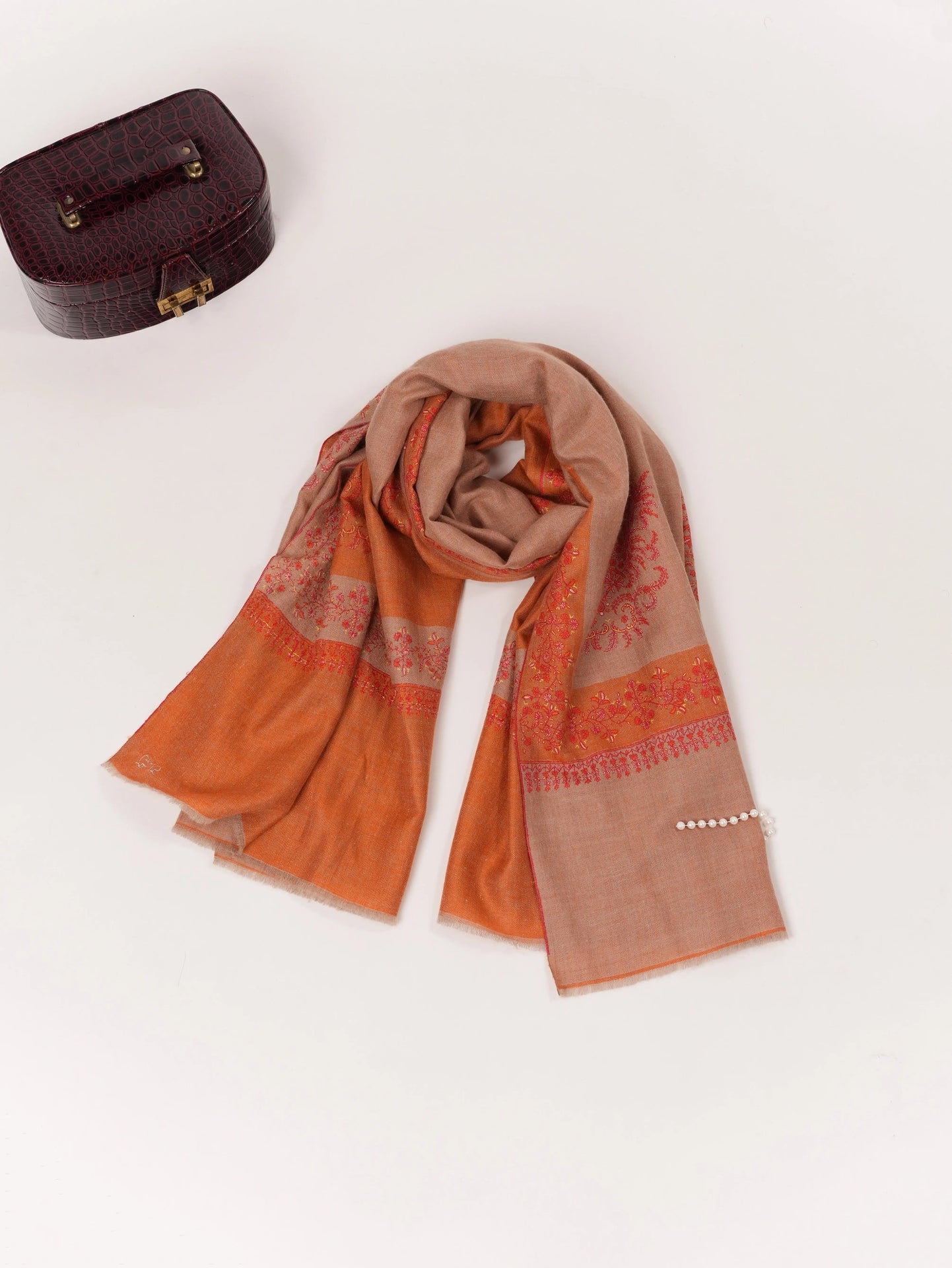 Daurdar Double Shade Hand Embroidered Kashmiri Handwoven Pashmina Shawl Shahkaar.com