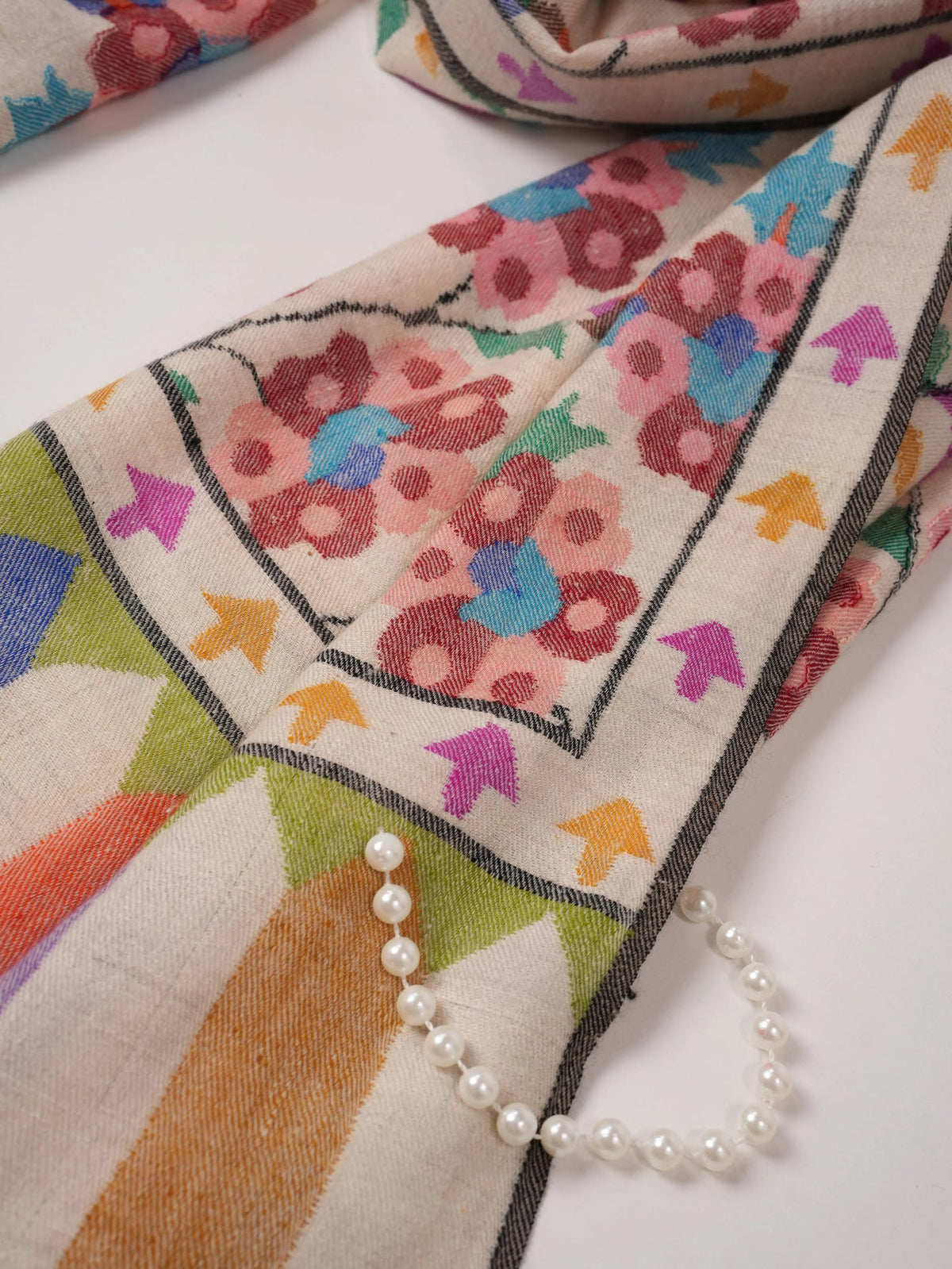 Natural White Handwoven Soft Kani Cashmere Scarf