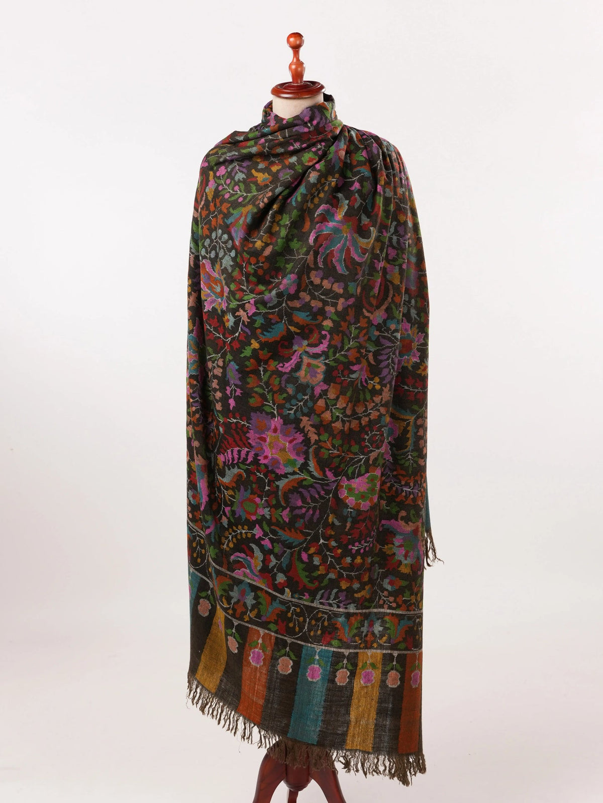 Handspun Oversized Black Handwoven Kani Pashmina Shawl