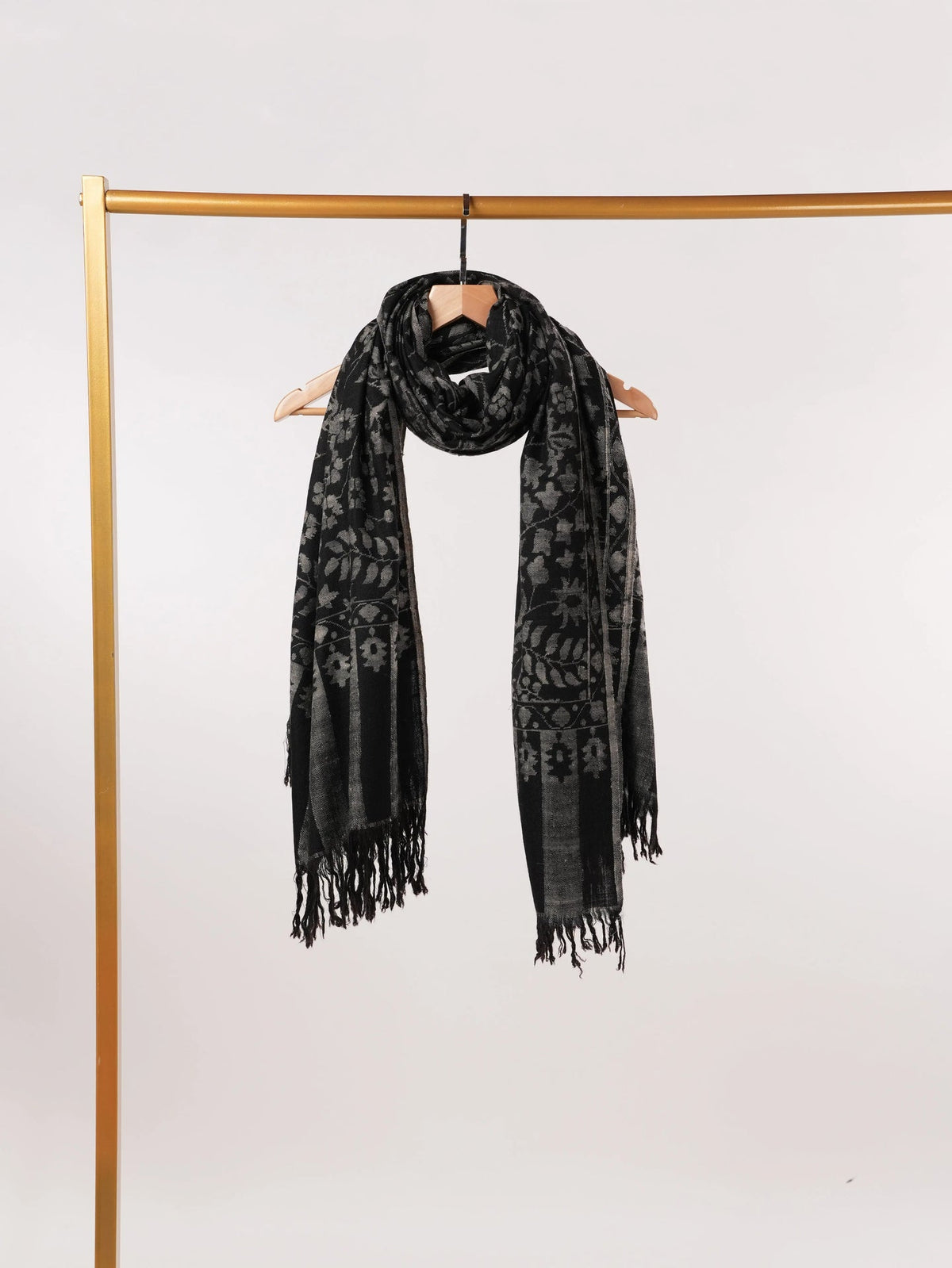Women's Soft Black Handwoven Kani Pashmina Shawl Shahkaar.com