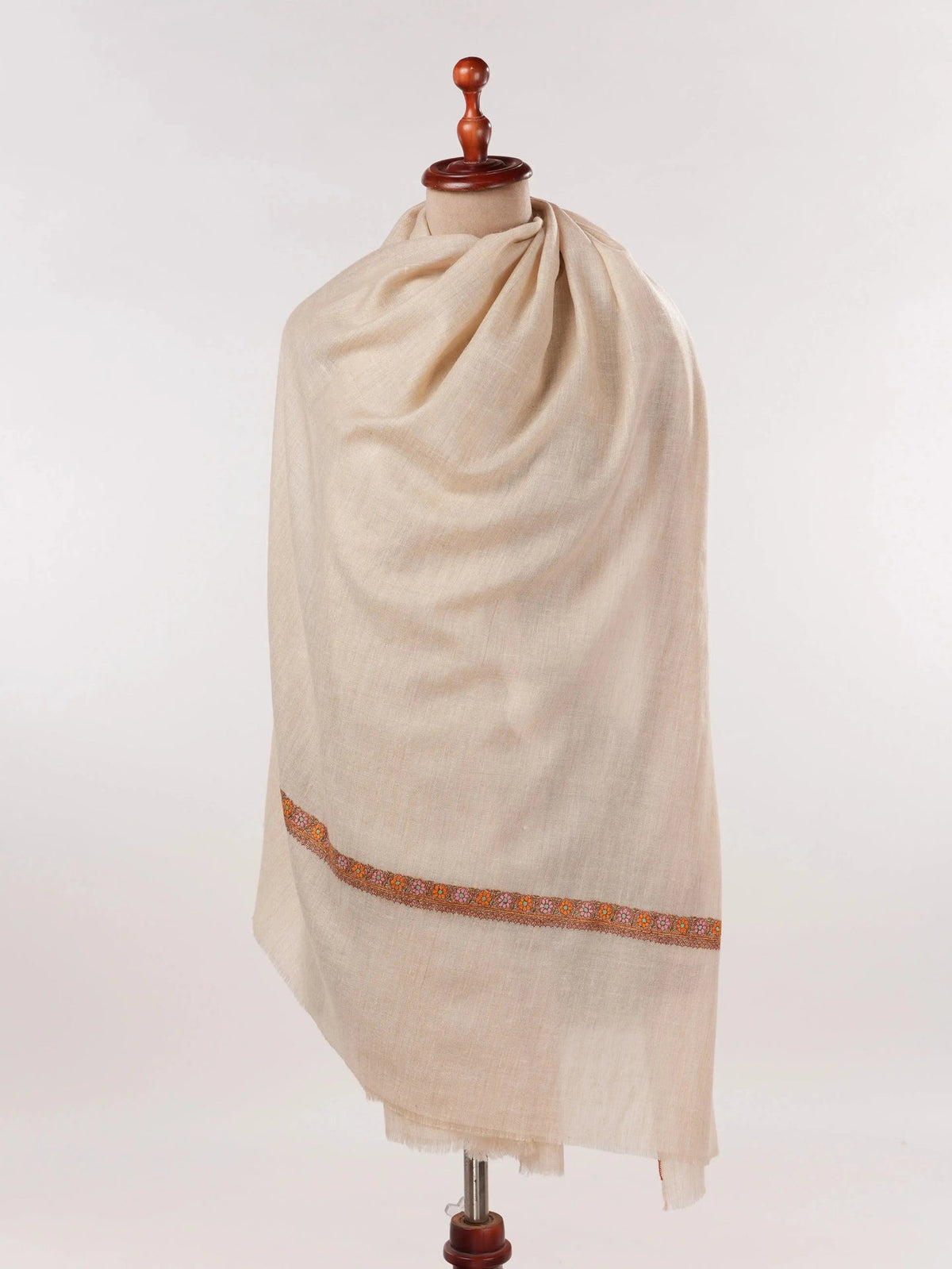Natural White Handwoven Hashidar Sozni Embroidered Pashmina Shawl