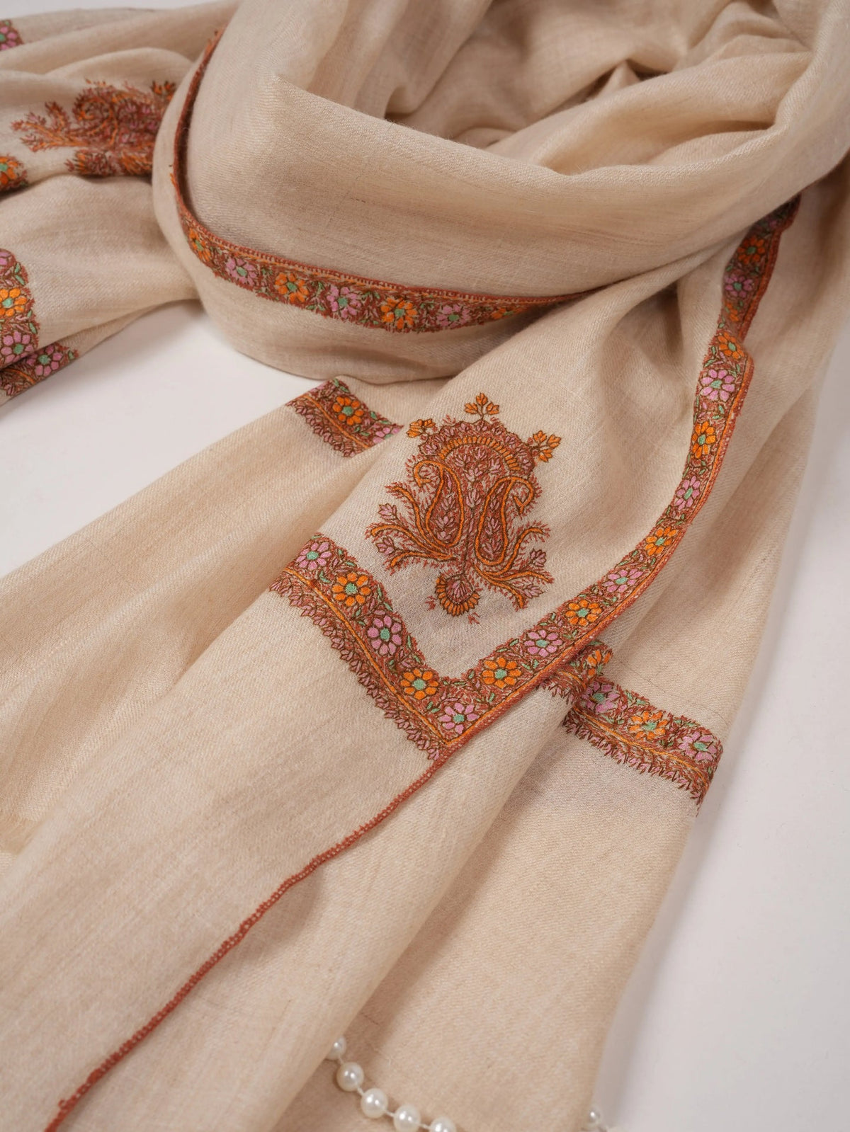 Natural White Handwoven Hashidar Sozni Embroidered Pashmina Shawl