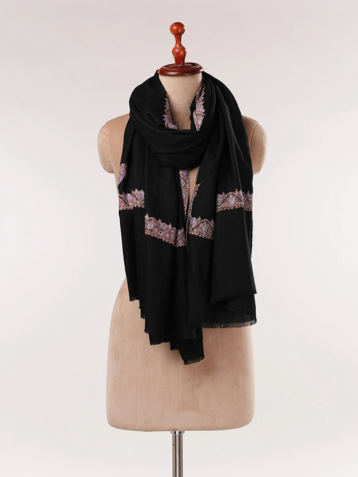 Kashmiri Handwoven Natural White Pashmina Shawl with Hashidar Sozni Embroidery Shahkaar.com