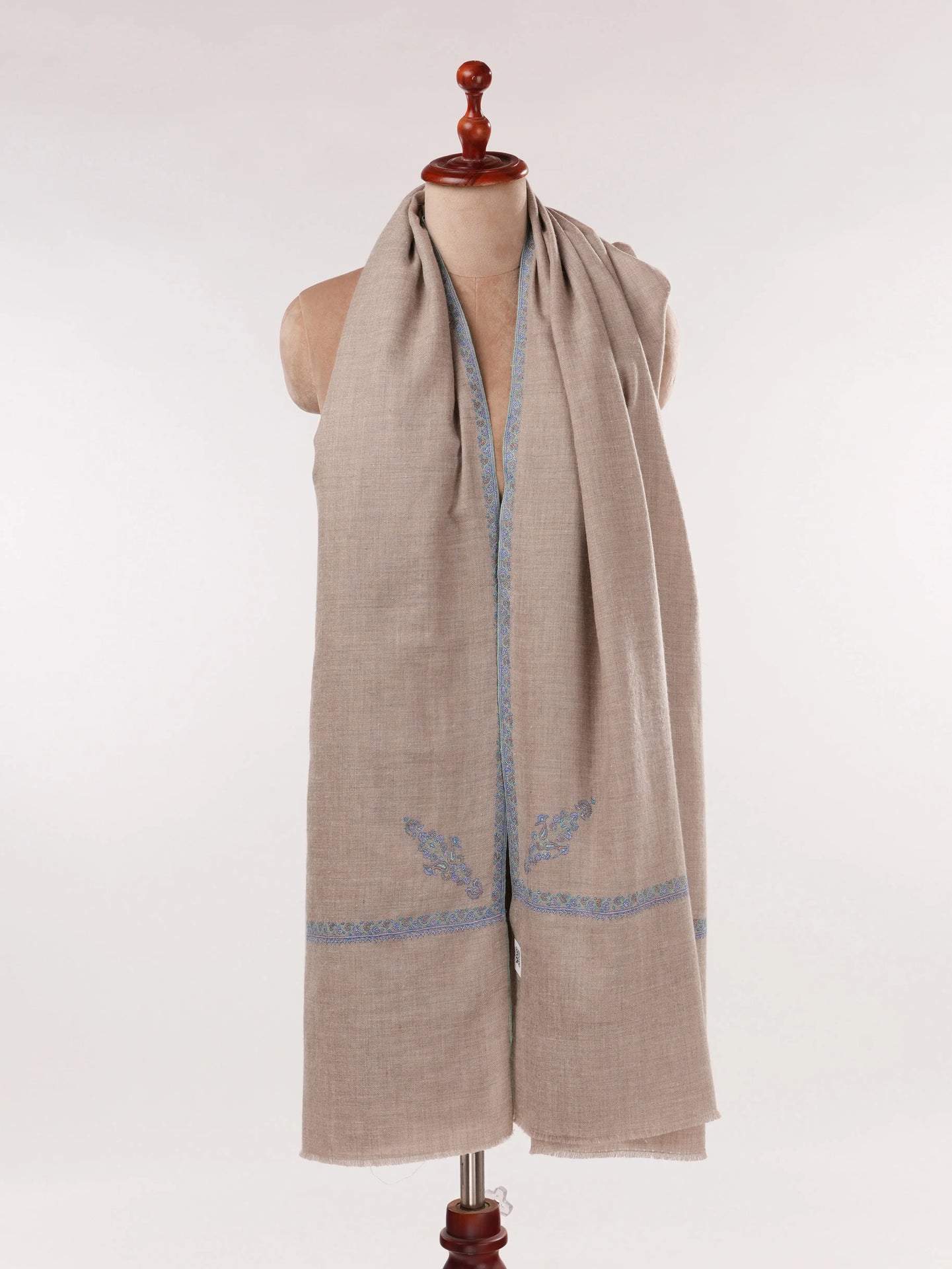 Classic Beige Handwoven Pashmina Shawl with Kashmiri Baildar Hand Embroidery Shahkaar.com