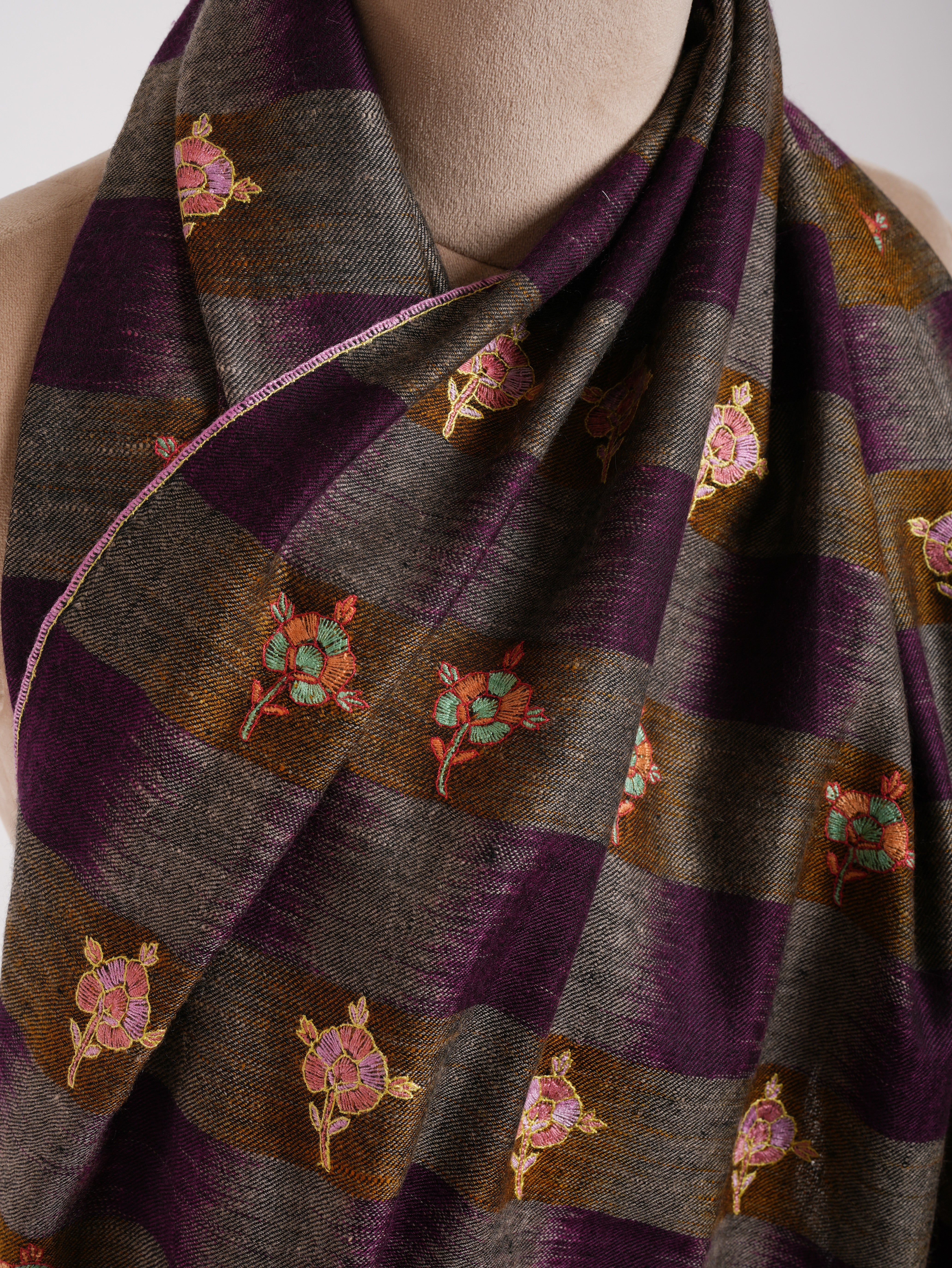 Purple Hue Space Dyed Kashmiri Pashmina Shawl