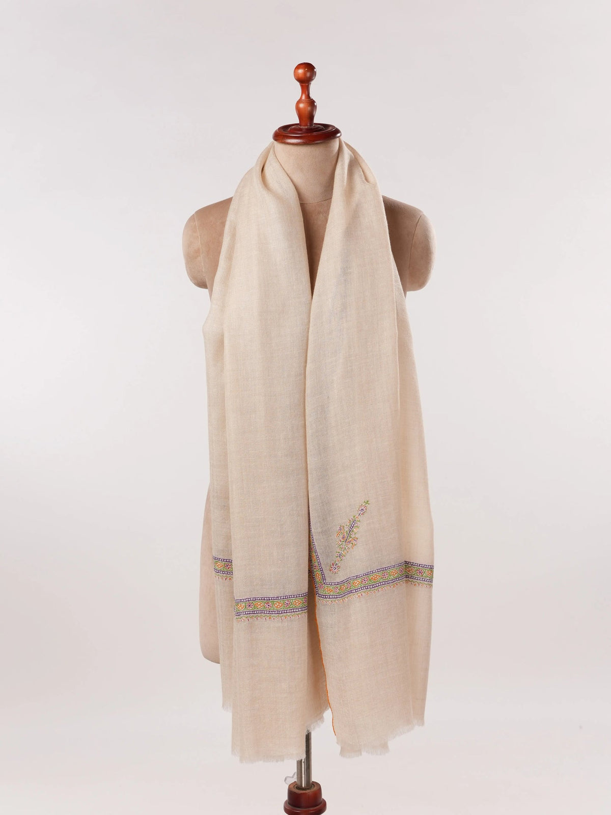 Natural White Handwoven Hashidar Sozni Embroidered Pashmina Shawl