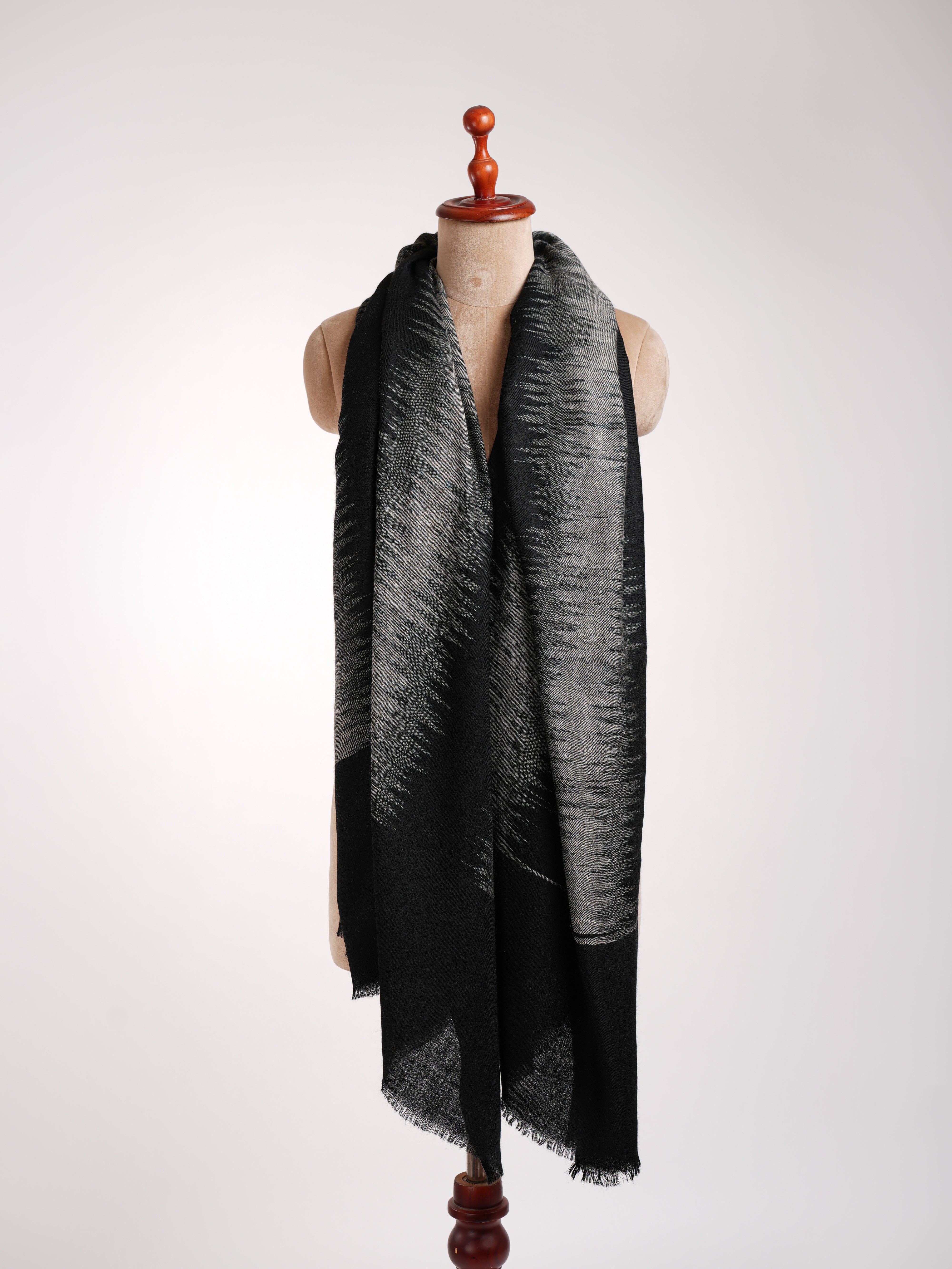 Zebra Stripe Black and White Artistic Pashmina Shawl