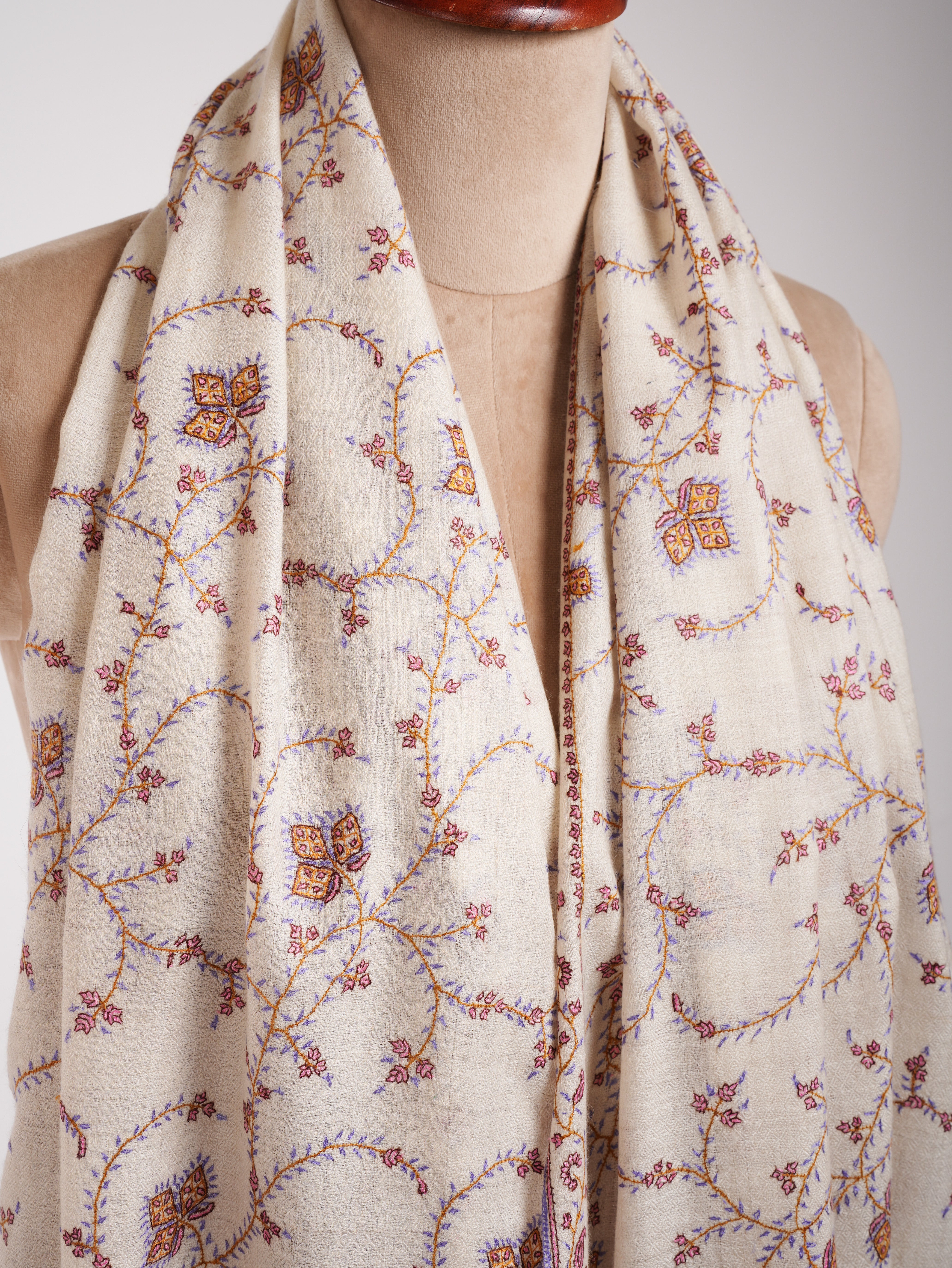 White Collection Sozni Embroidered Indian Pashmina Shawl