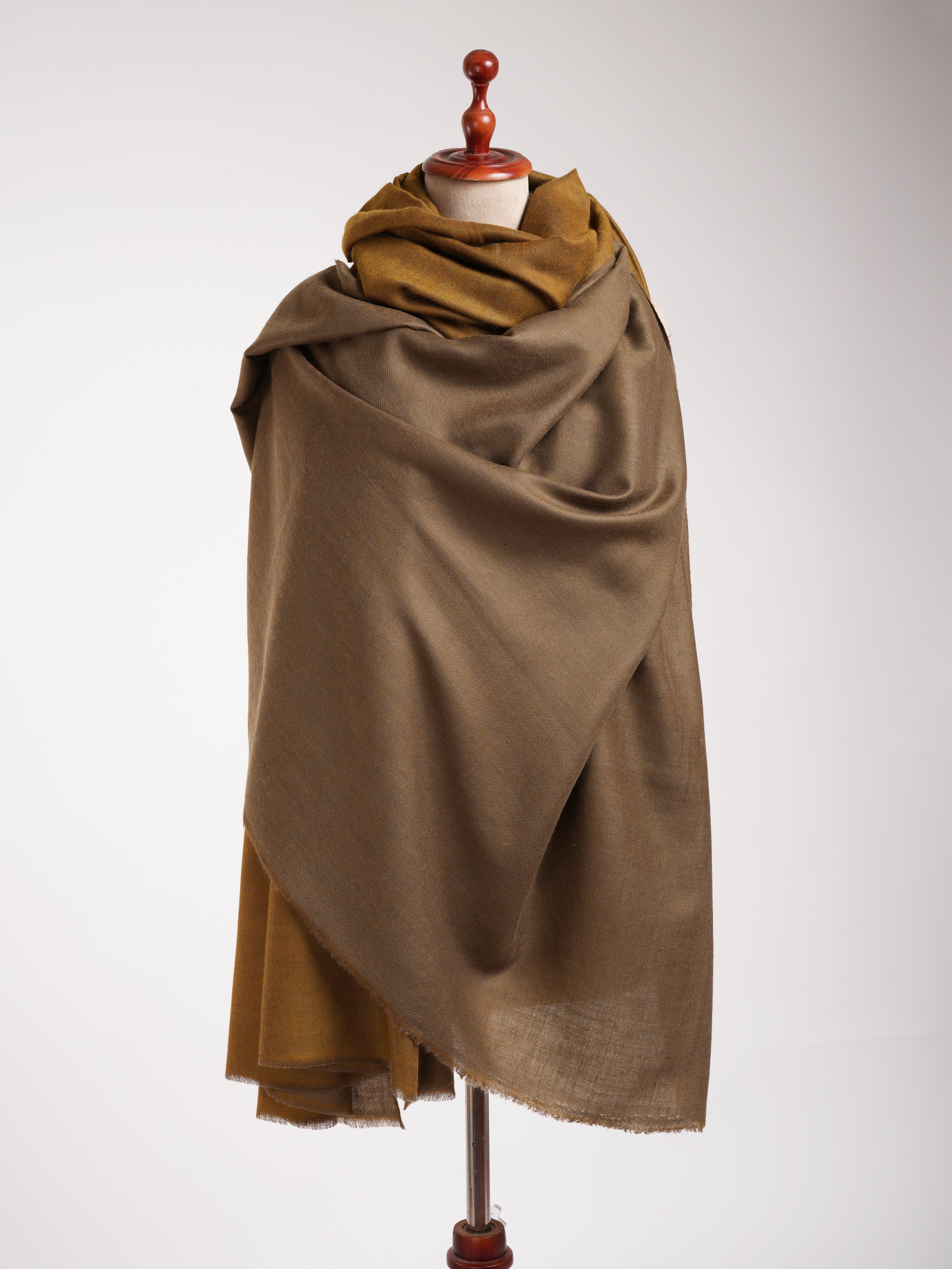 Handloomed Dorukha Oversized Pashmina Shawl