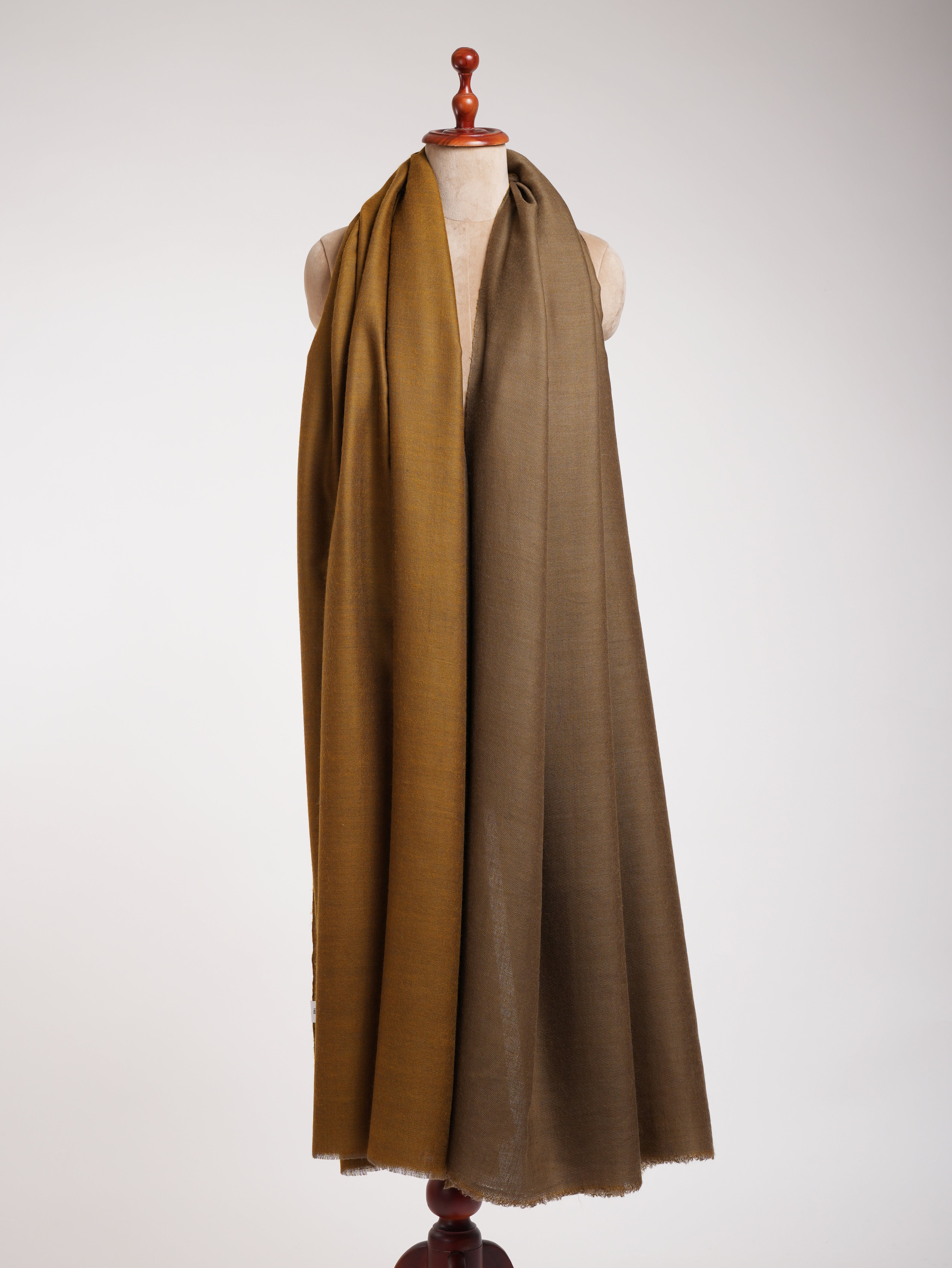 Handloomed Dorukha Oversized Pashmina Shawl