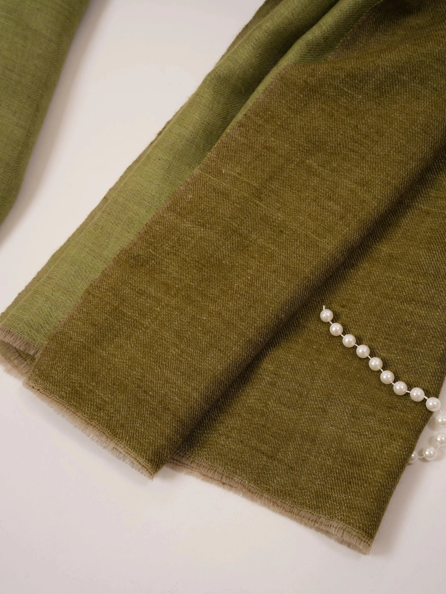 Handspun Green Oversized Pashmina Shawl Handwoven with Dual Shade Shahkaar.com