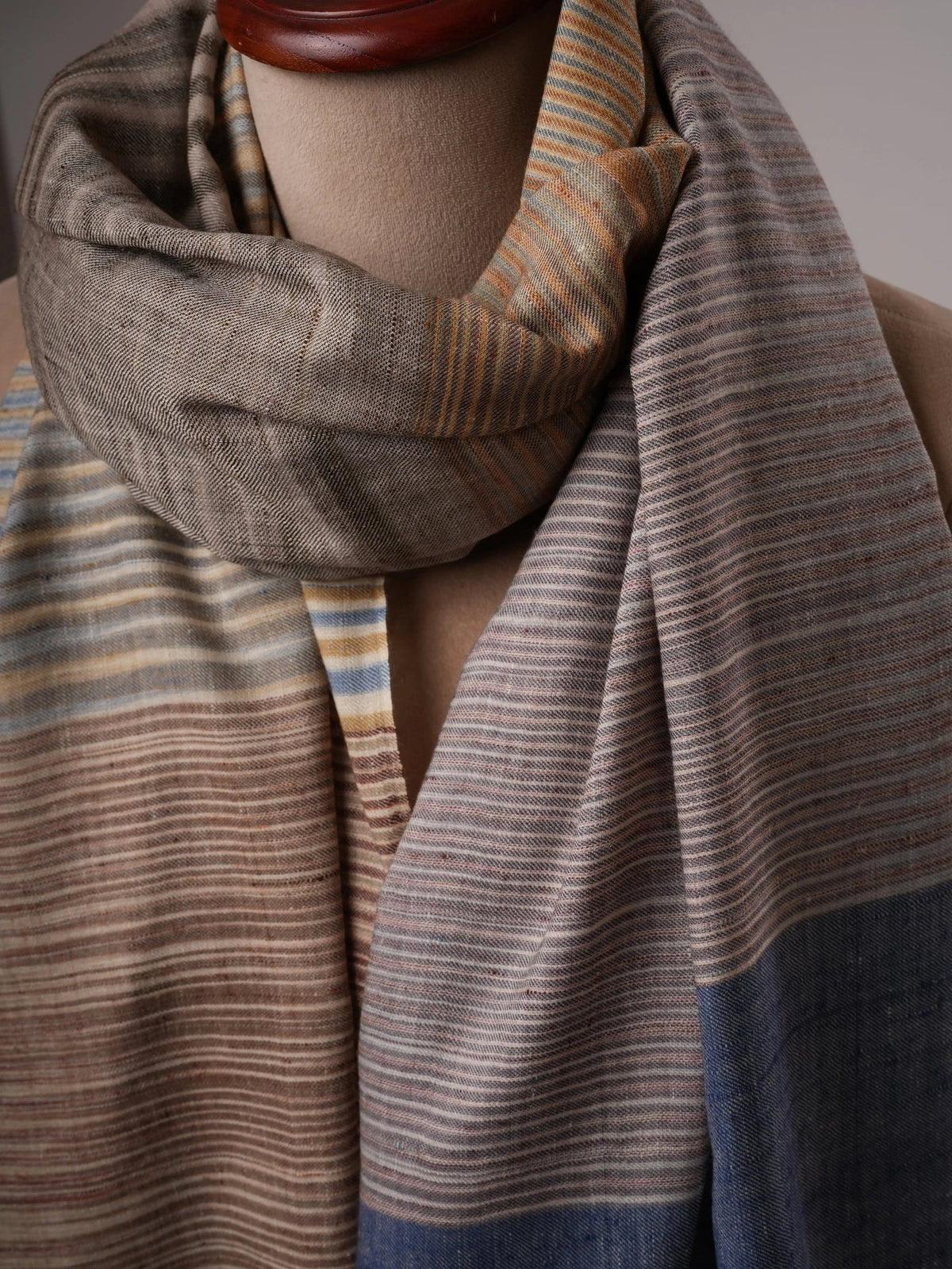 Featherlight Khatrass Handloom Pashmina Shawl Shahkaar