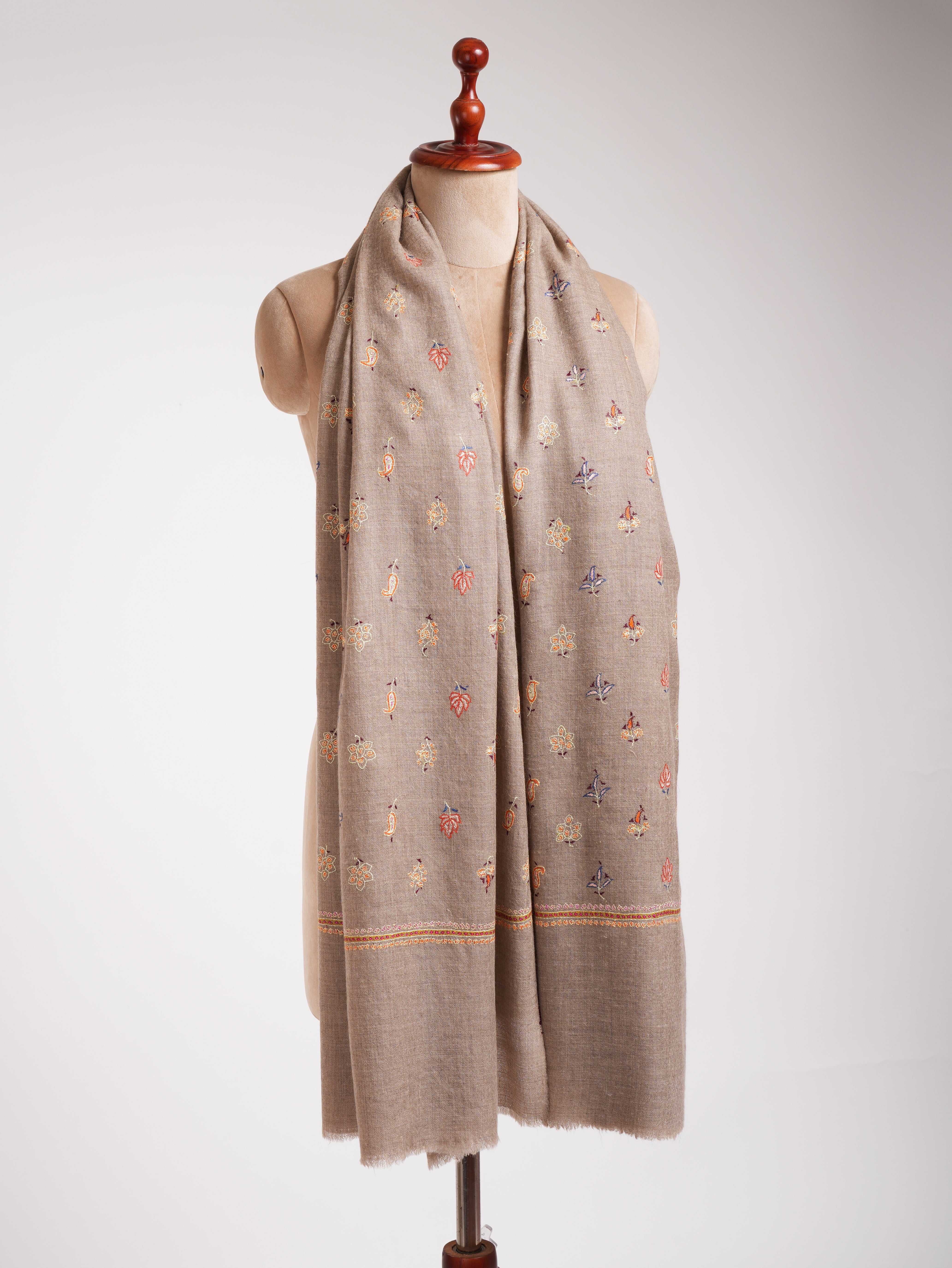 Natural Grey Small Buteh Sozni Embroidered Pashmina Shawl