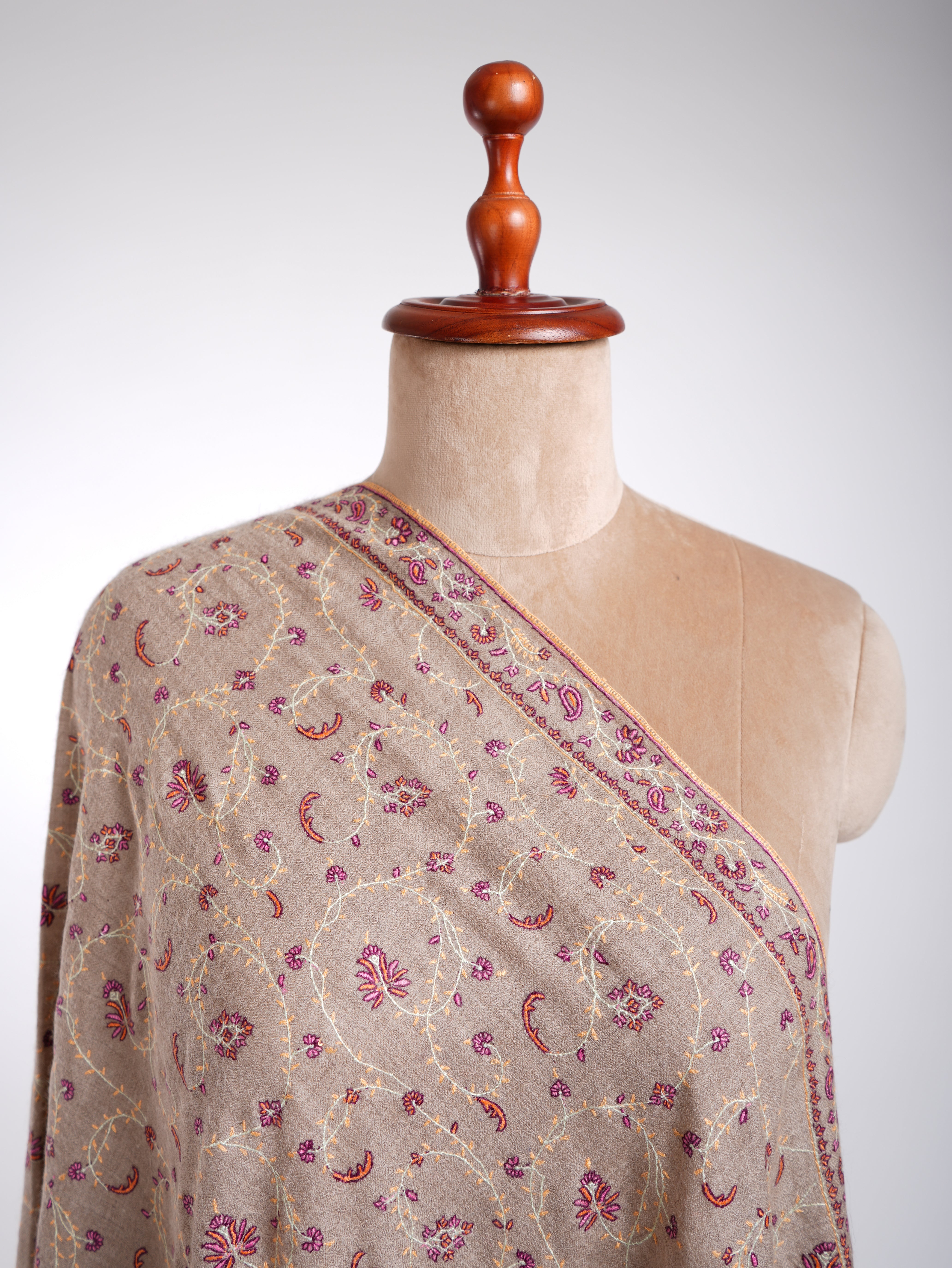 Sozni Embroidery Kashmiri Pashmina Shawl Natural