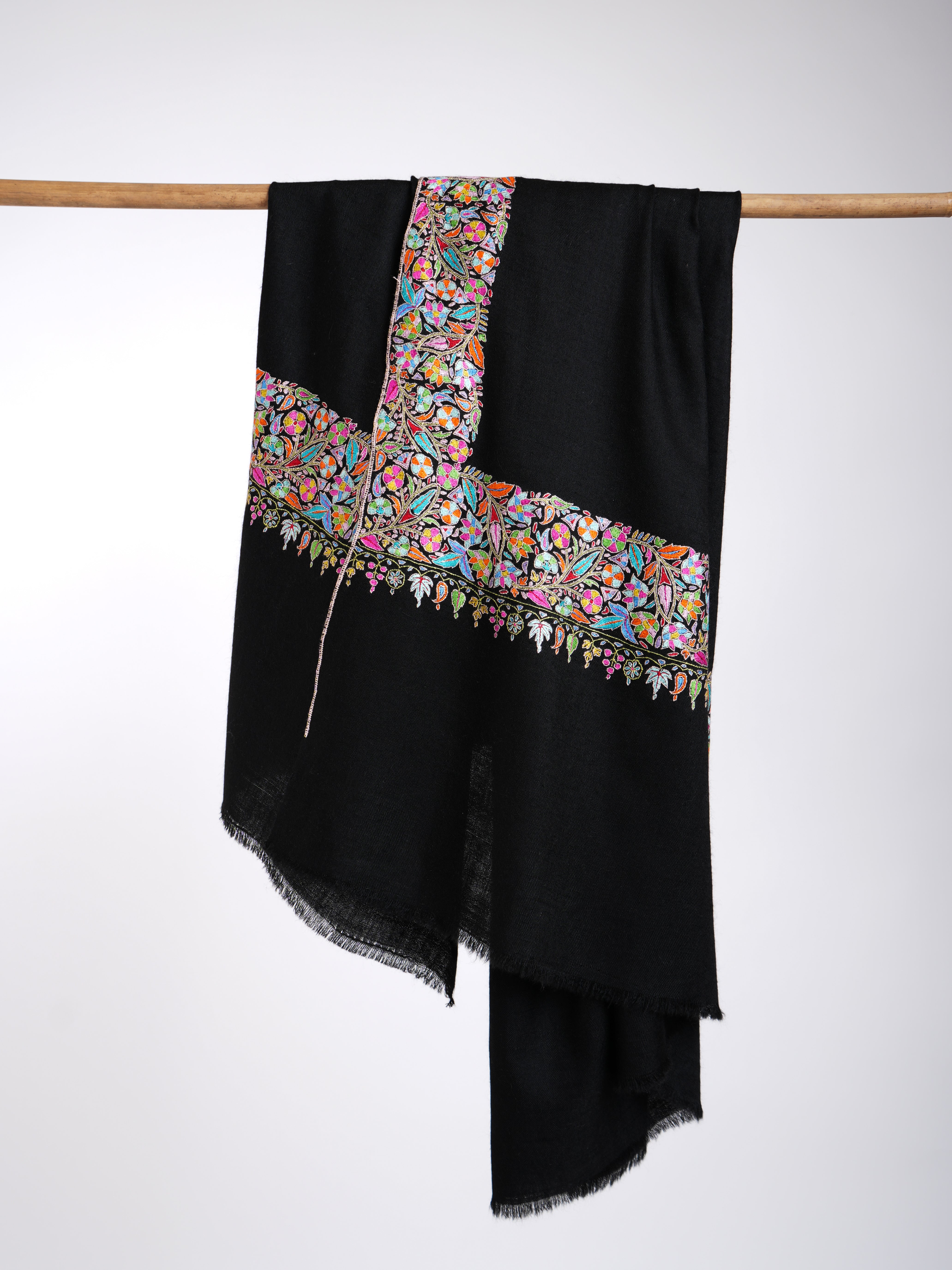 Châles noirs indiens purs pashmina faits à la main