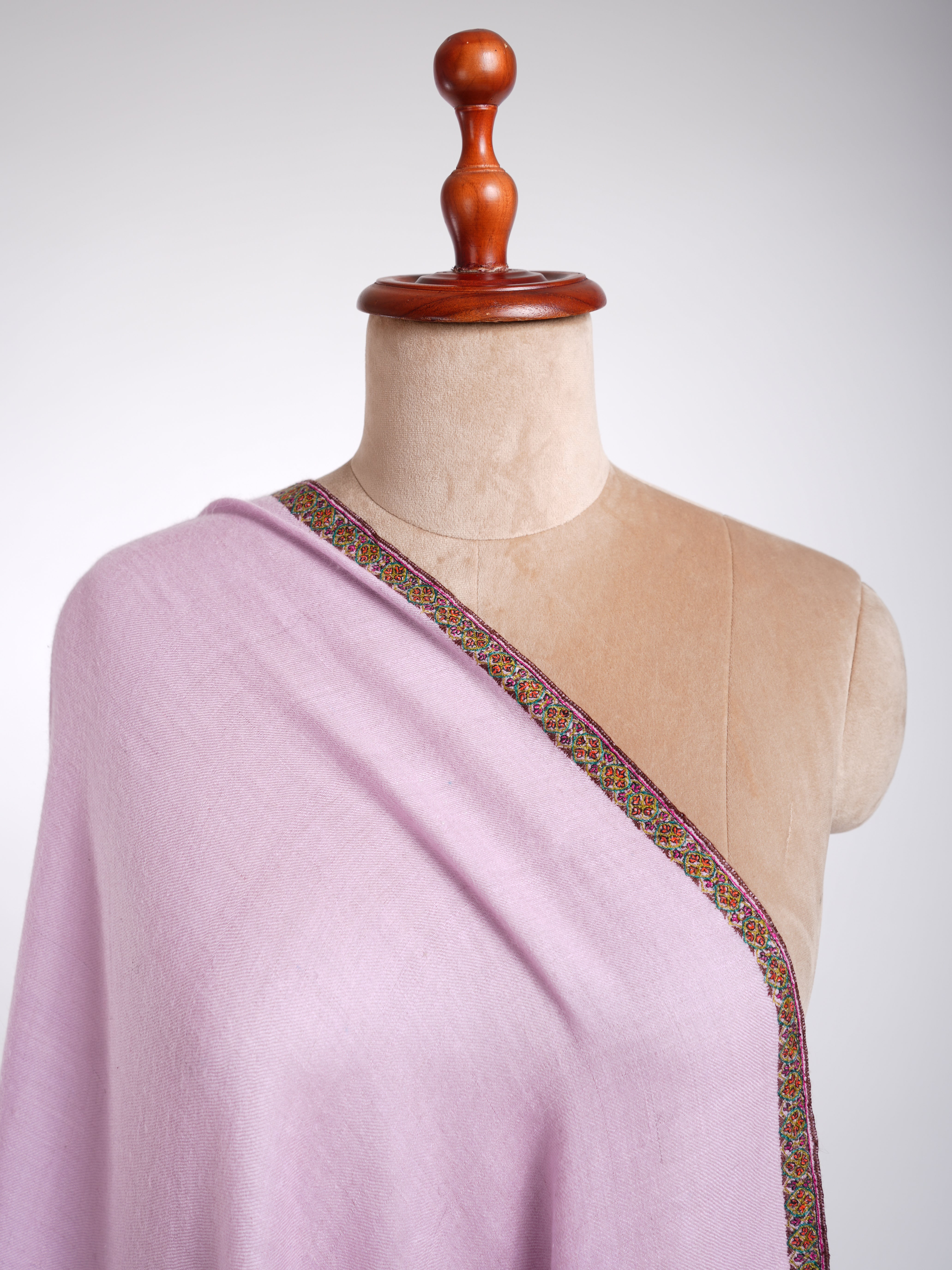 Corner Hashia Sozni Embroidery Pashmina Pastel Lilac