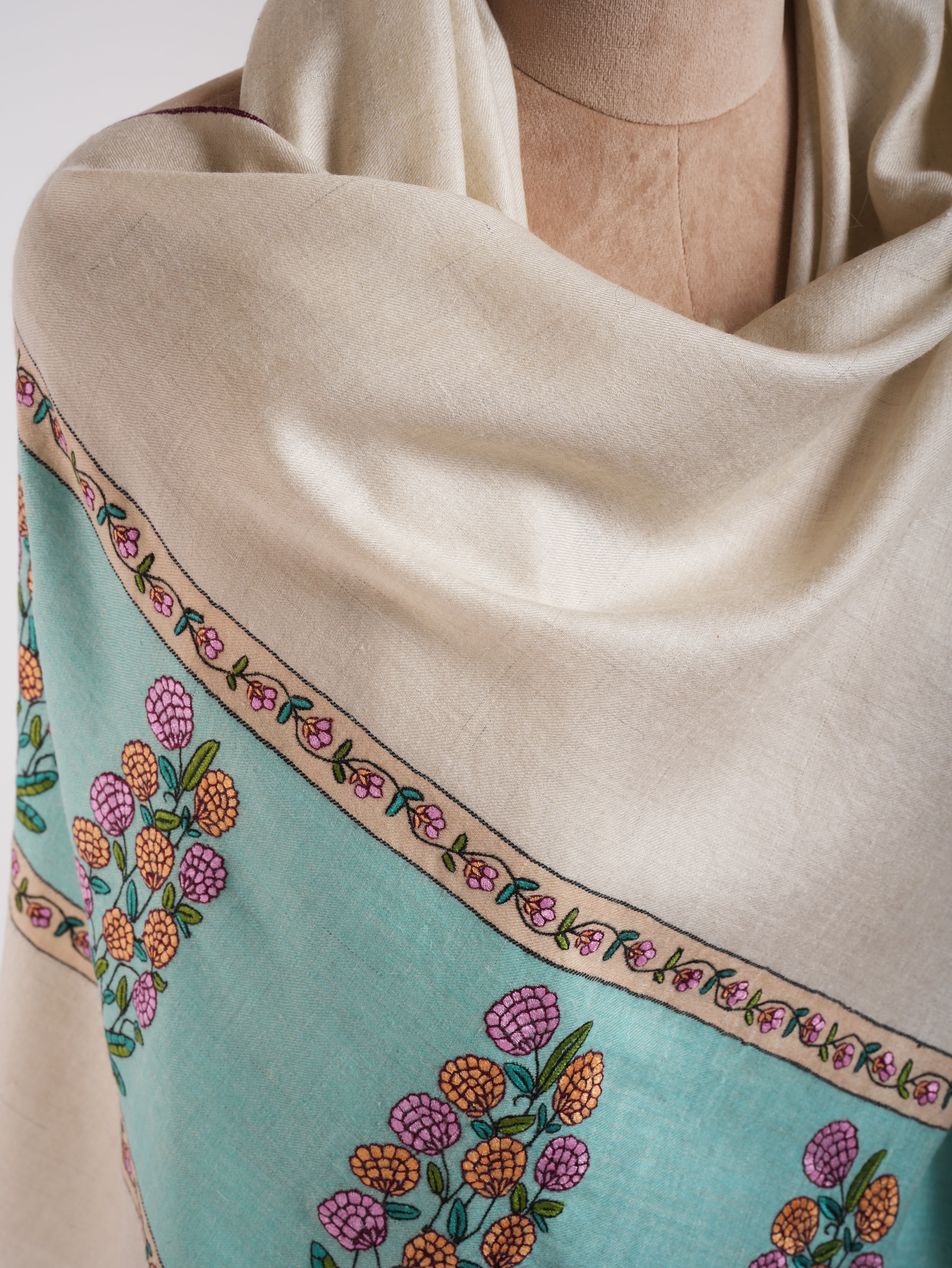 White Pashmina Shawl with Sozni Embroidery