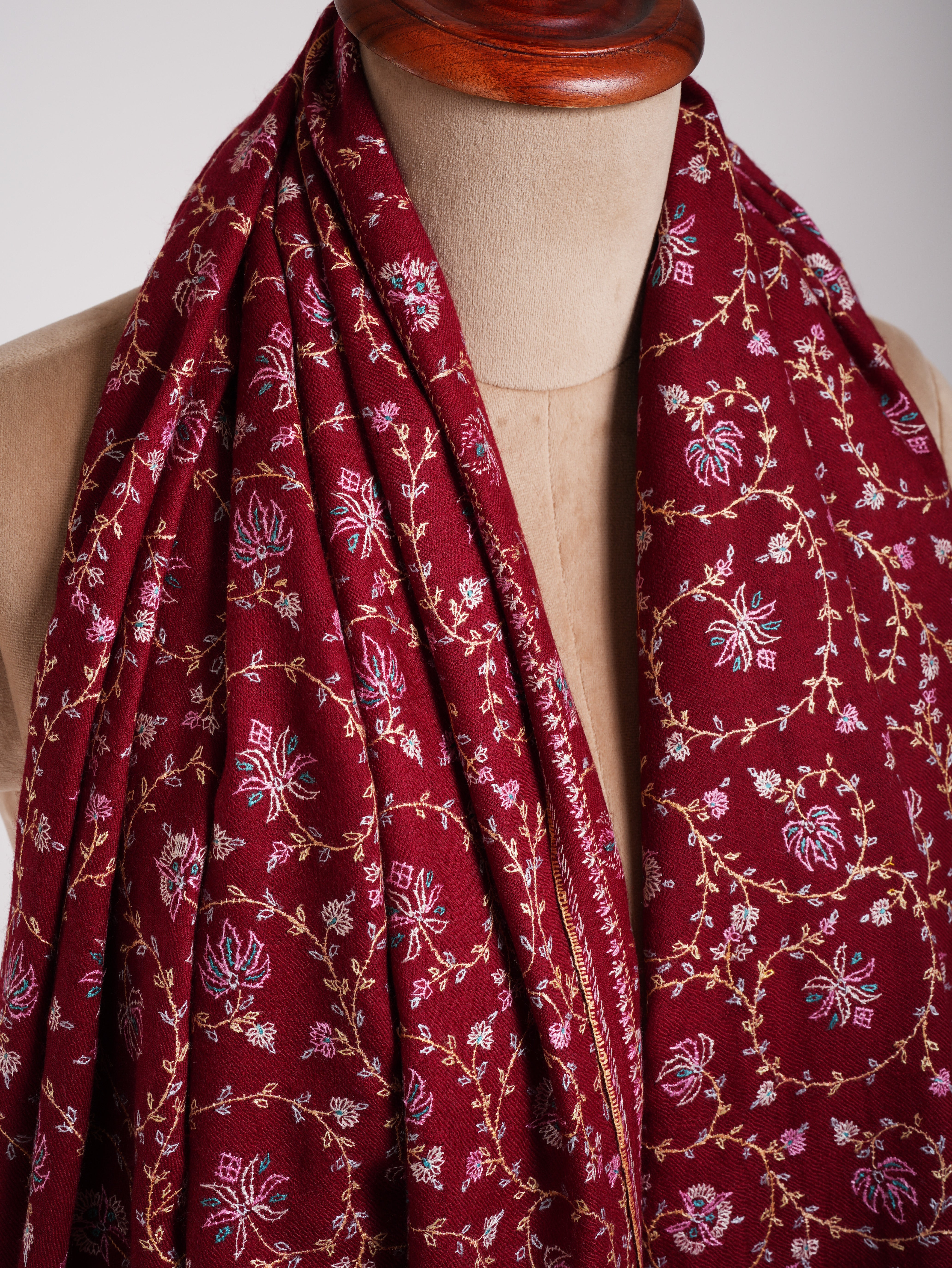 Sozni Embroidered Kashmiri Pashmina Shawl in Maroon