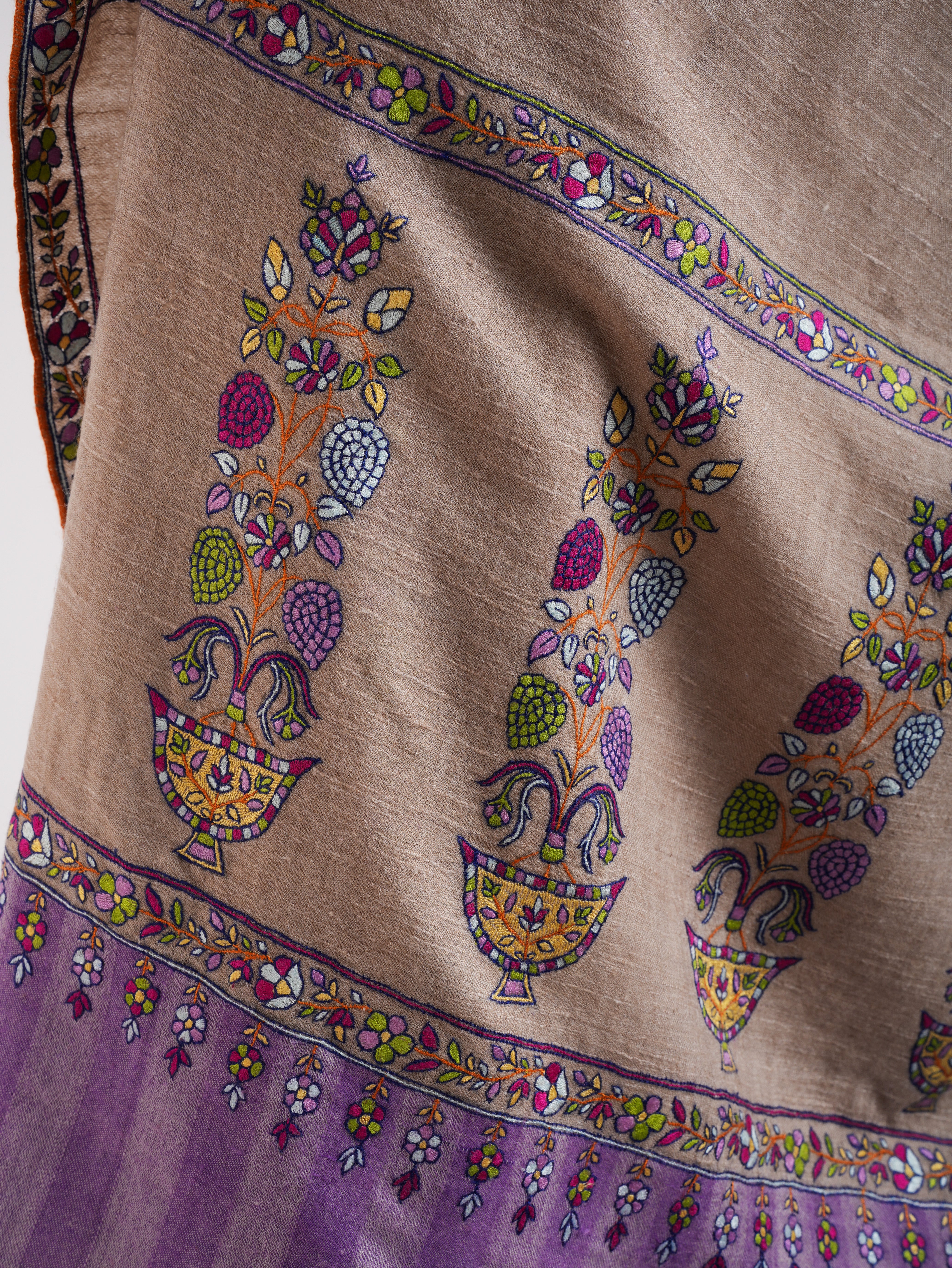 Gray and Purple Kashmiri Pashmina Shawl with Sozni Embroidery