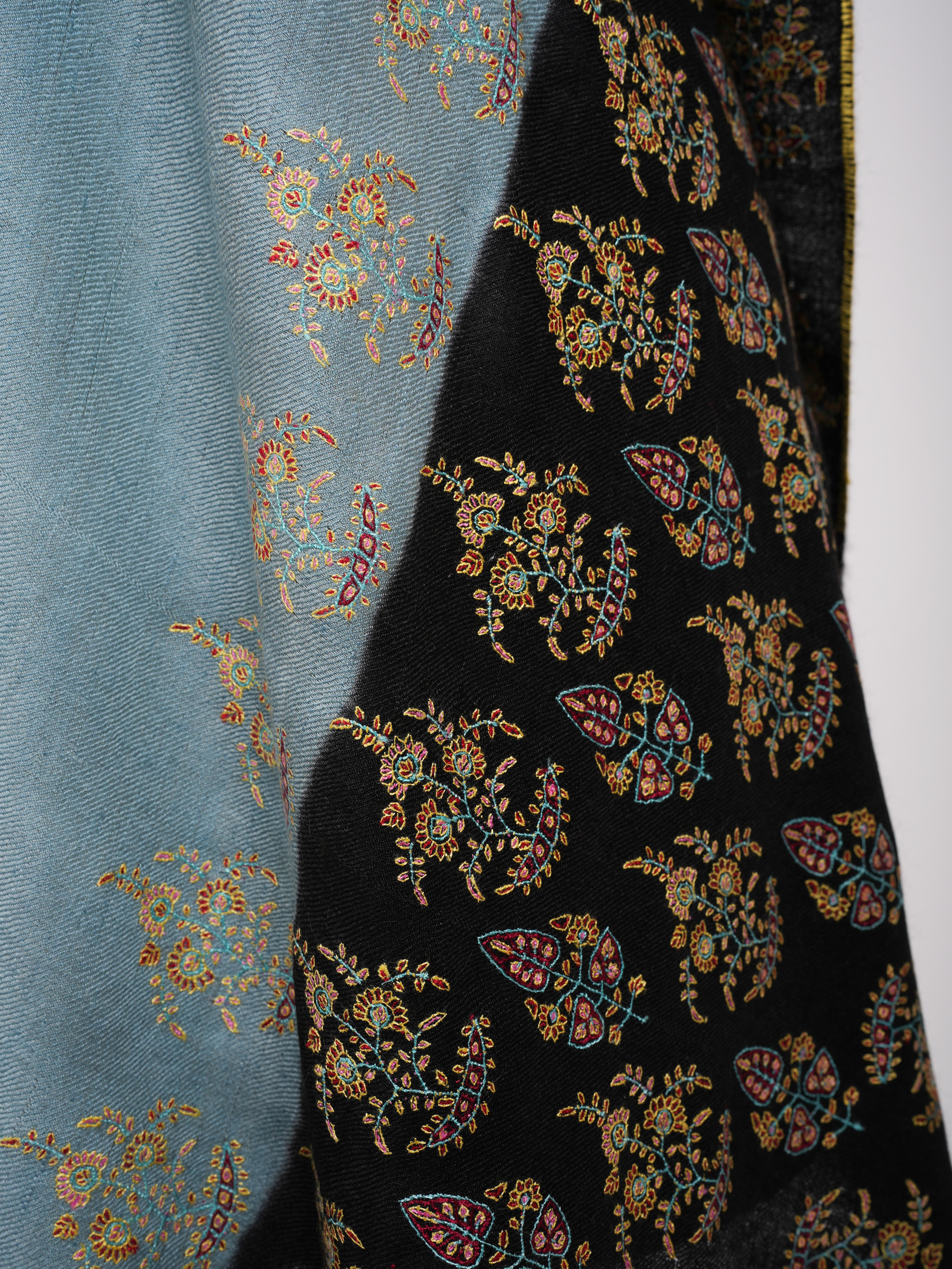 Blue and Black Palla Embroidered Kashmiri Pashmina Shawl