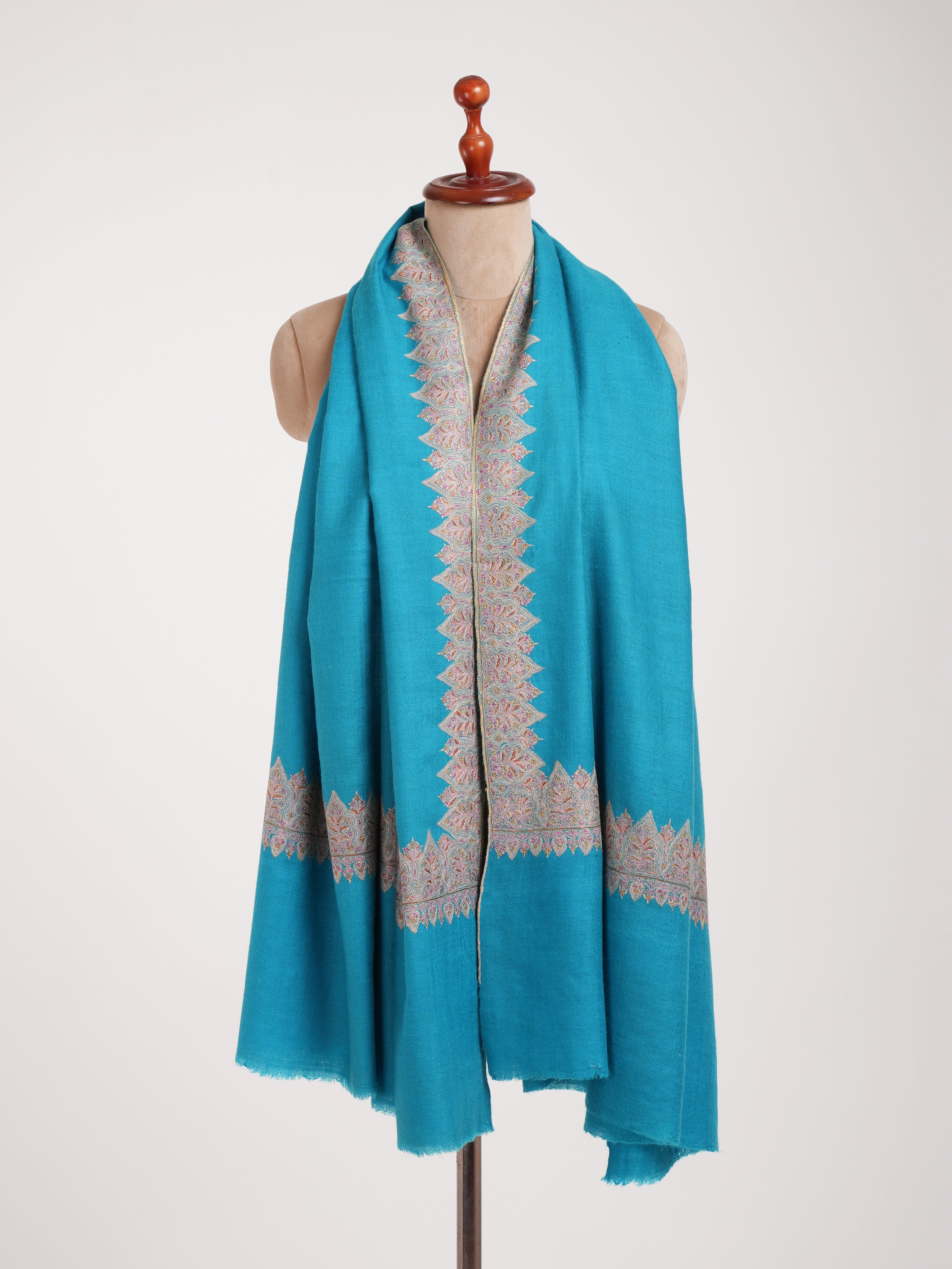 Capri Neemdaur Handstitched Kashmiri Pashmina Shawl