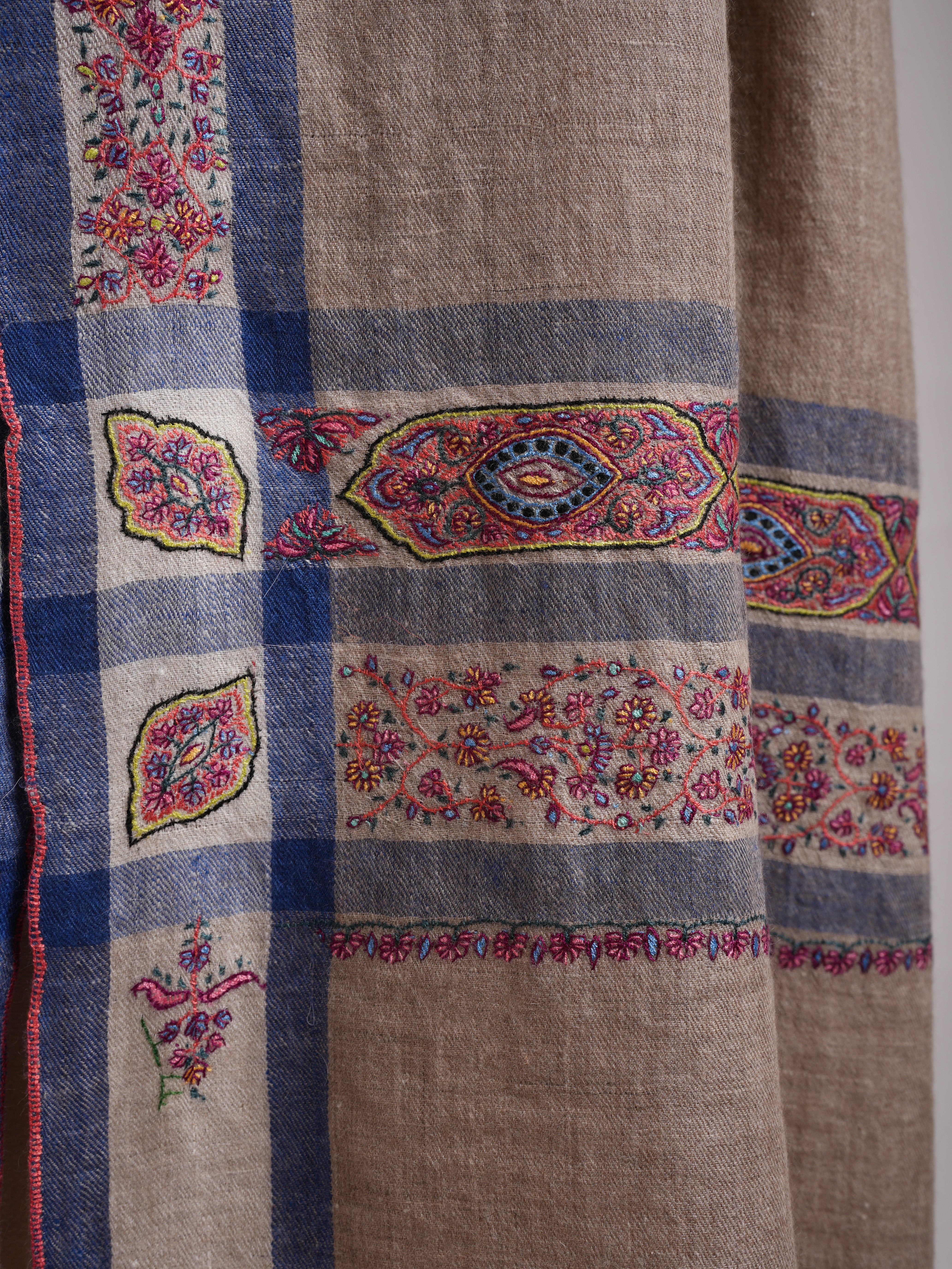 Sozni Embroidered Pure Kashmiri Pashmina Natural Shawl