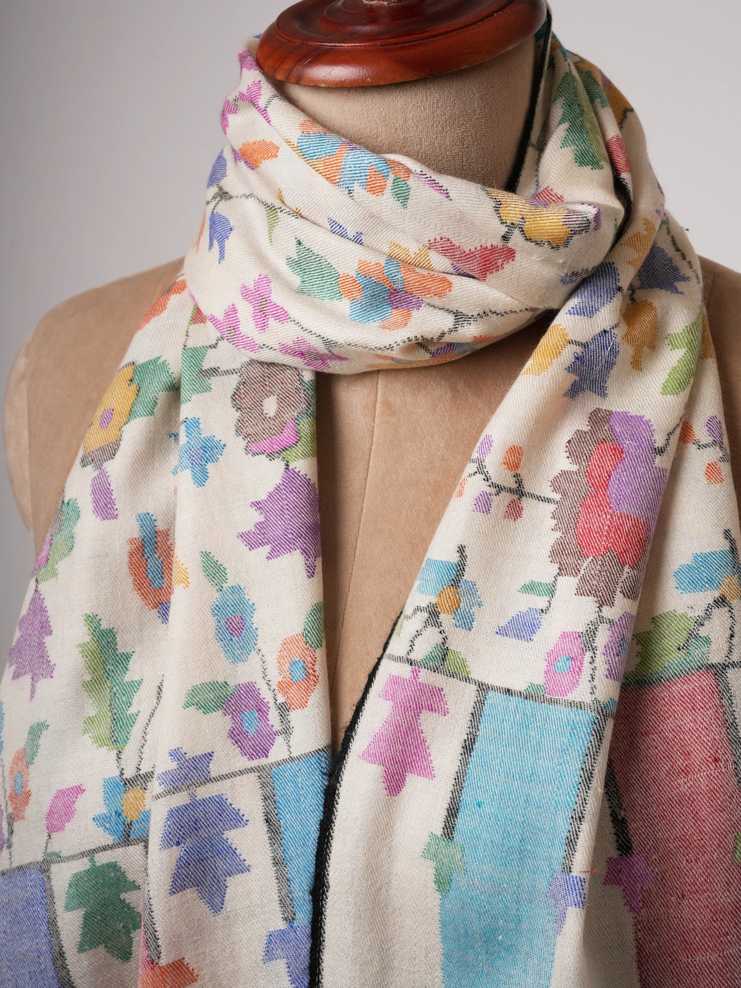 Artisan Crafted Indian Kani Handloomed Pashmina Scarf Shahkaar