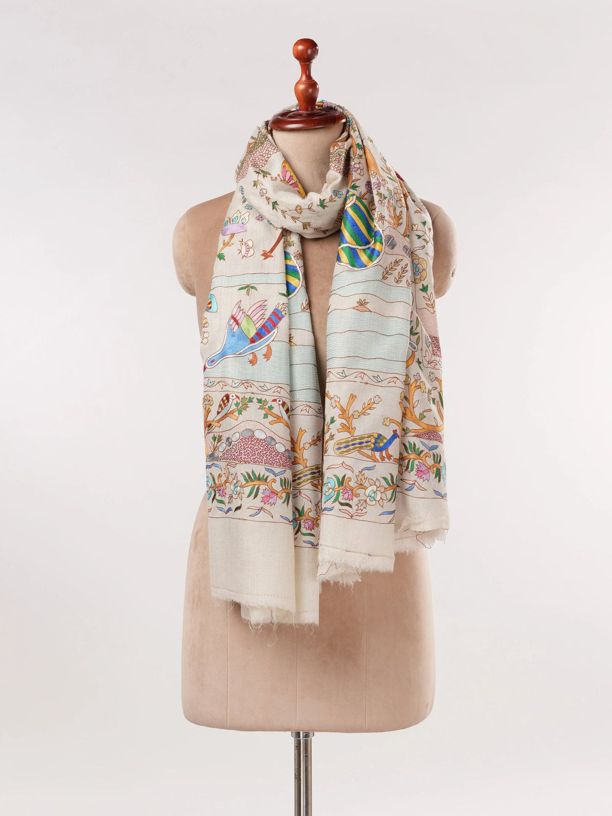 Luxurious Kalamkari Handwoven White Pashmina Shawl with Hand Embroidery Shahkaar.com