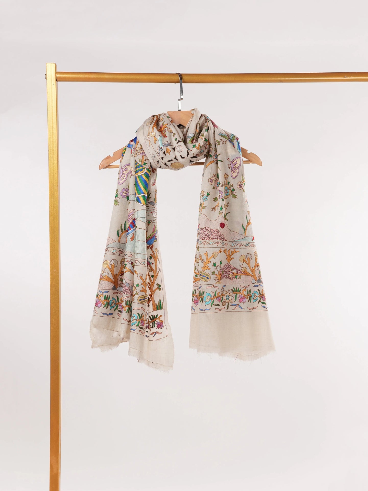 Luxurious Kalamkari Handwoven White Pashmina Shawl with Hand Embroidery Shahkaar.com