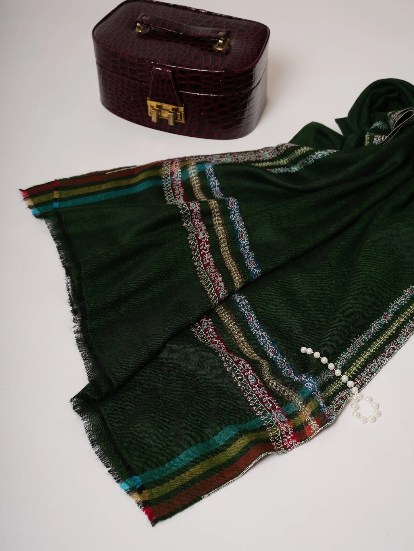 Hashia Embroidered Green Cashmere Scarf with Border Hashia Embroidery Shahkaar
