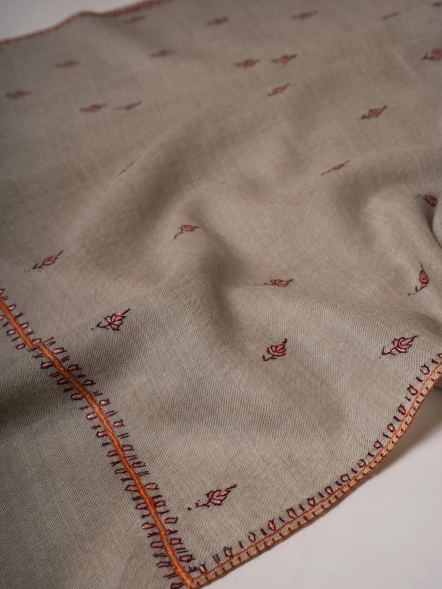 Grey Fine Wool Machie Booti Hand Embroidered Shawl Shahkaar