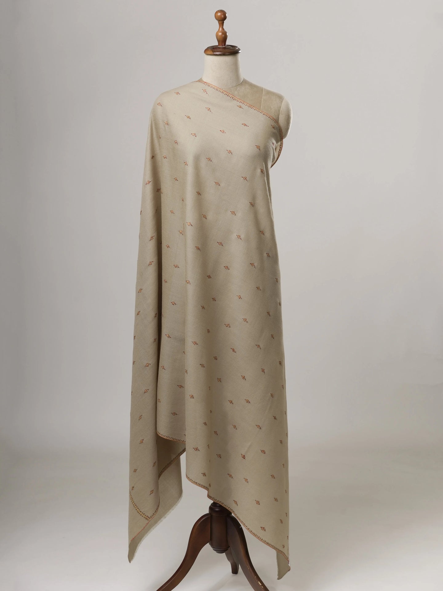 Fine Wool Shawl with Machie Booti Hand Embroidery Shahkaar
