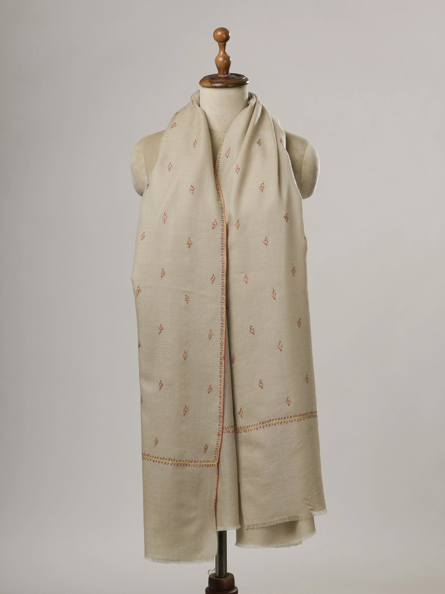 Fine Wool Shawl with Machie Booti Hand Embroidery Shahkaar