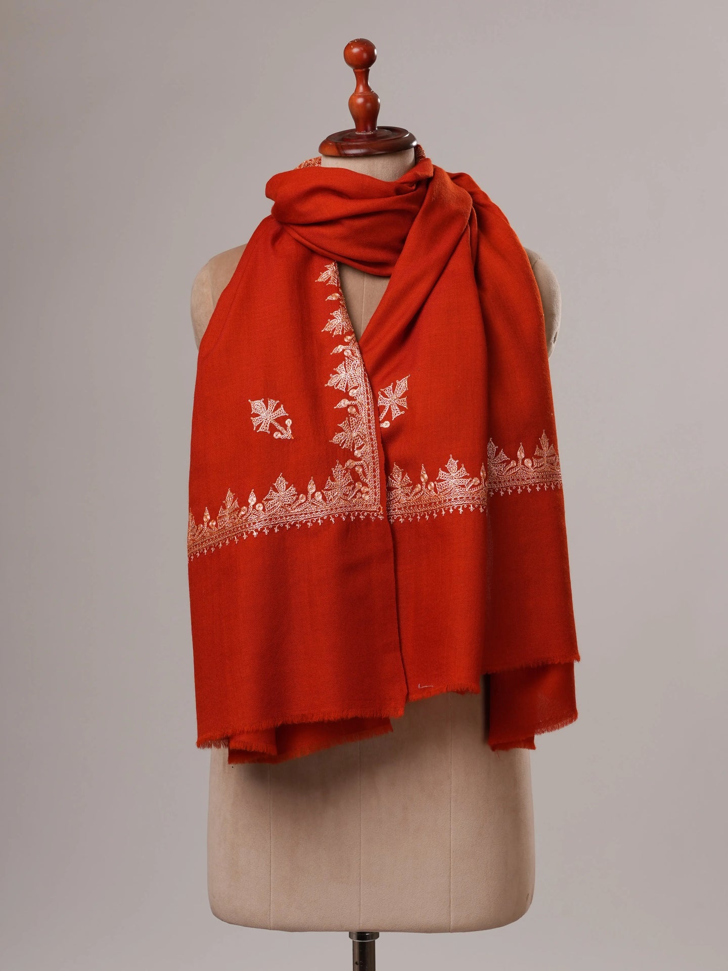 Hashia Tilla Hand Embroidered Fine Wool Kashmiri Shawl Shahkaar