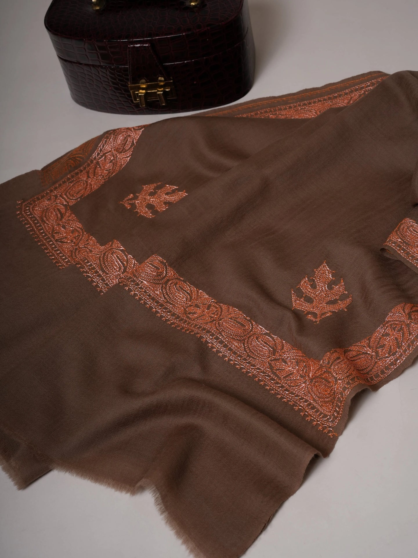 Toosh Color Tilla Neemdaur Hand Embroidered Fine Wool Kashmiri Shawl Shahkaar