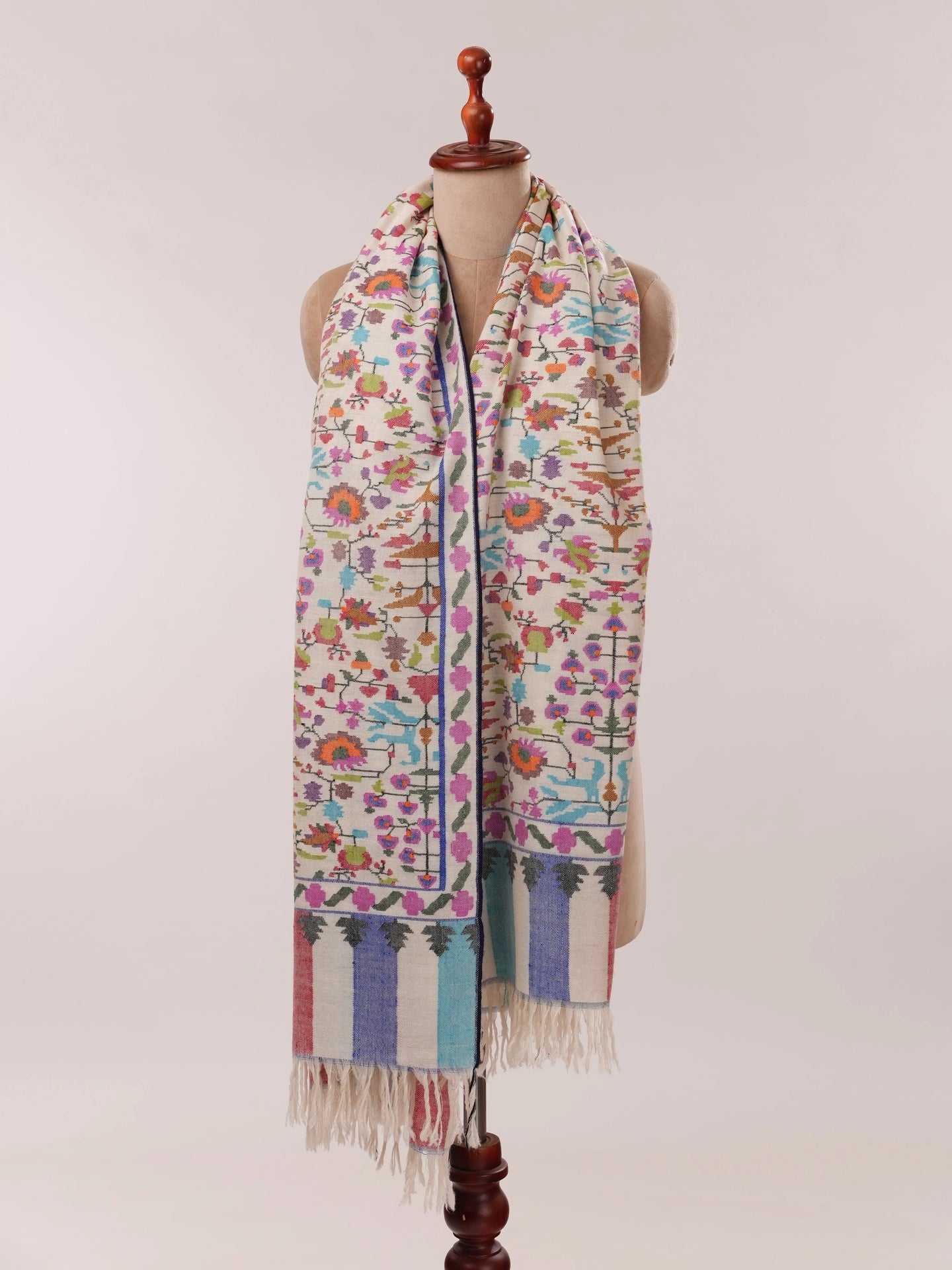 Natural White Floral Handwoven Kani Pashmina Shawl Shahkaar.com