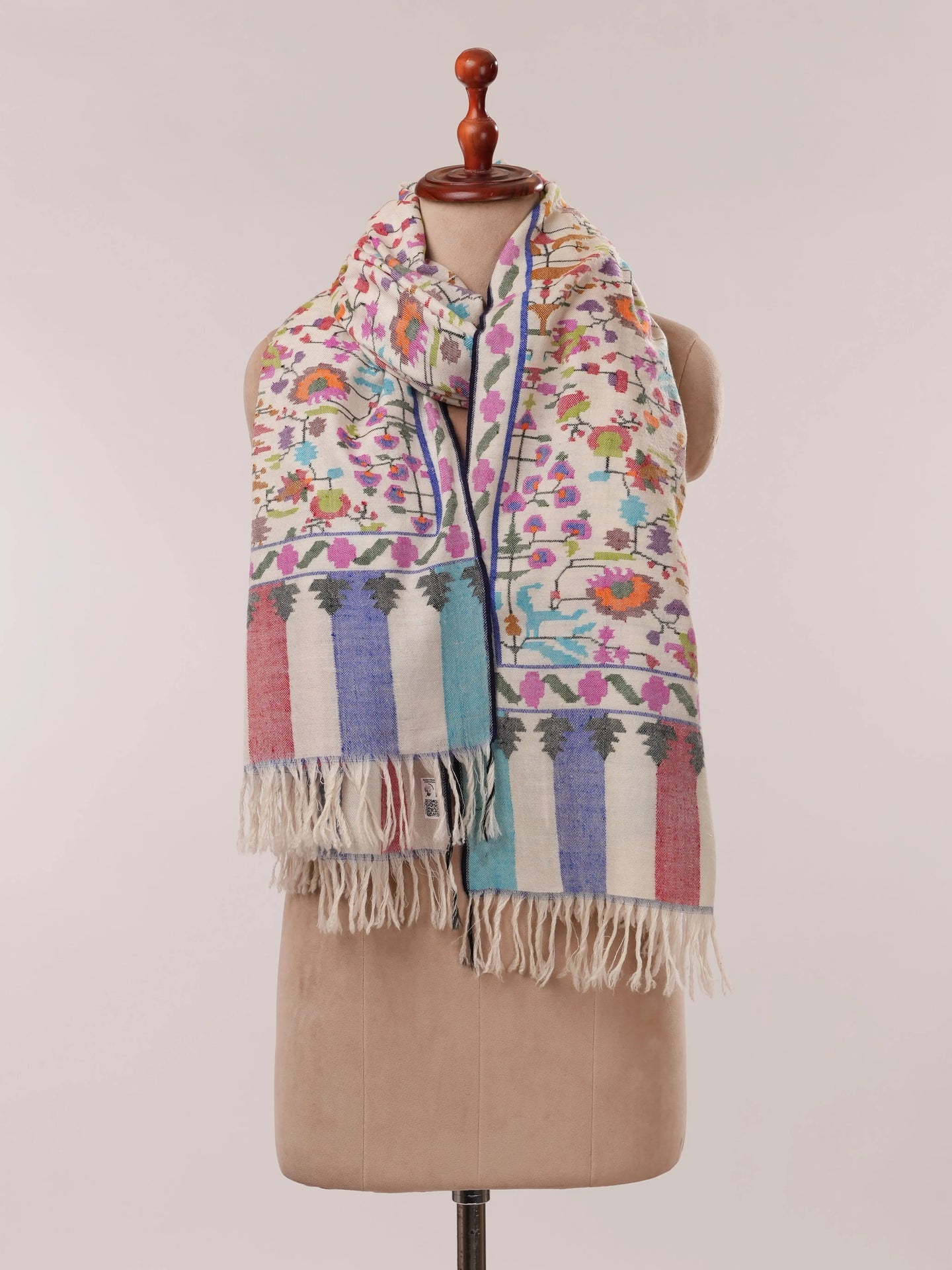 Natural White Floral Handwoven Kani Pashmina Shawl Shahkaar.com