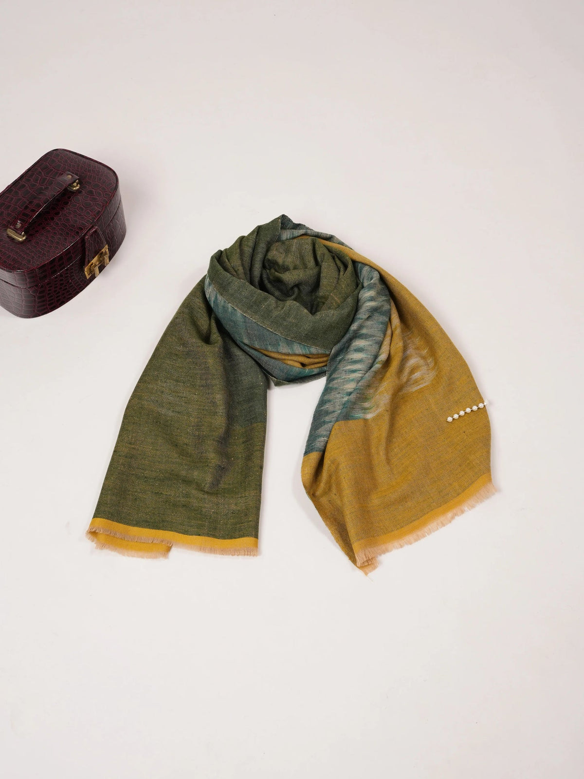 Dual Shade Classic Handwoven Pashmina Shawl with Ikat Weave