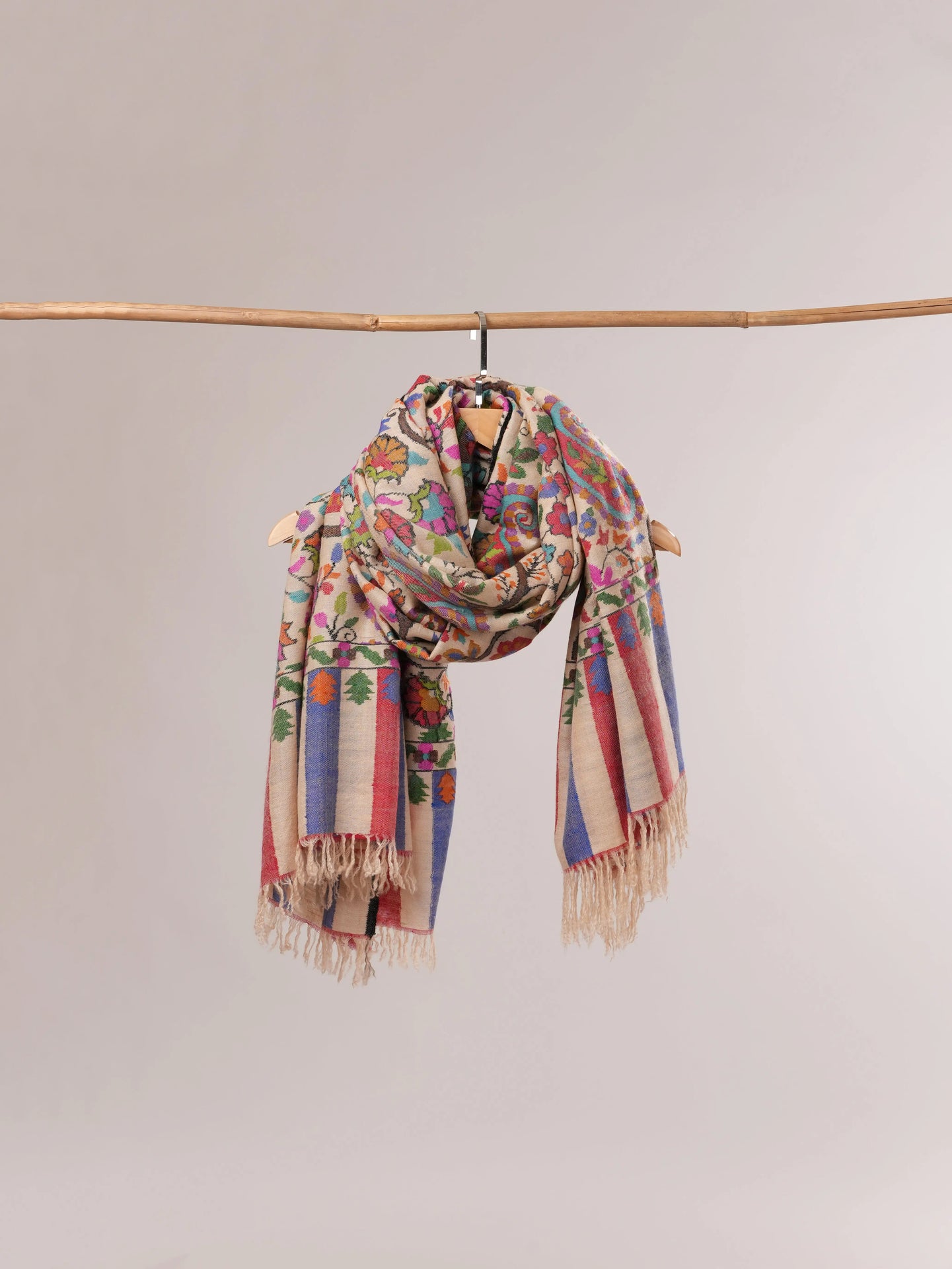 Oversized Cream Kani Floral Handwoven Pashmina Shawl Shahkaar.com